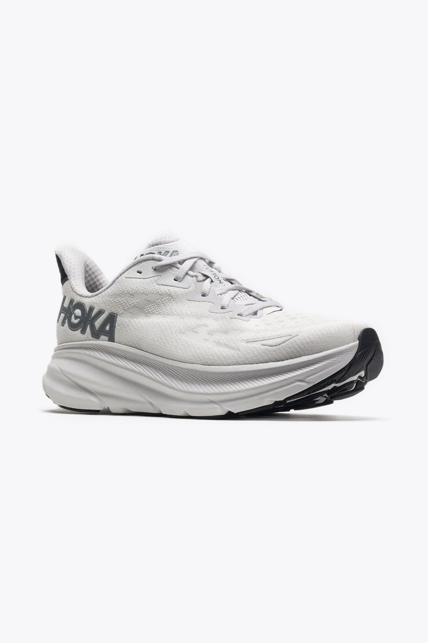 Hoka Men's Clifton 9 Sneaker in Nimbus Cloud/Steelwool