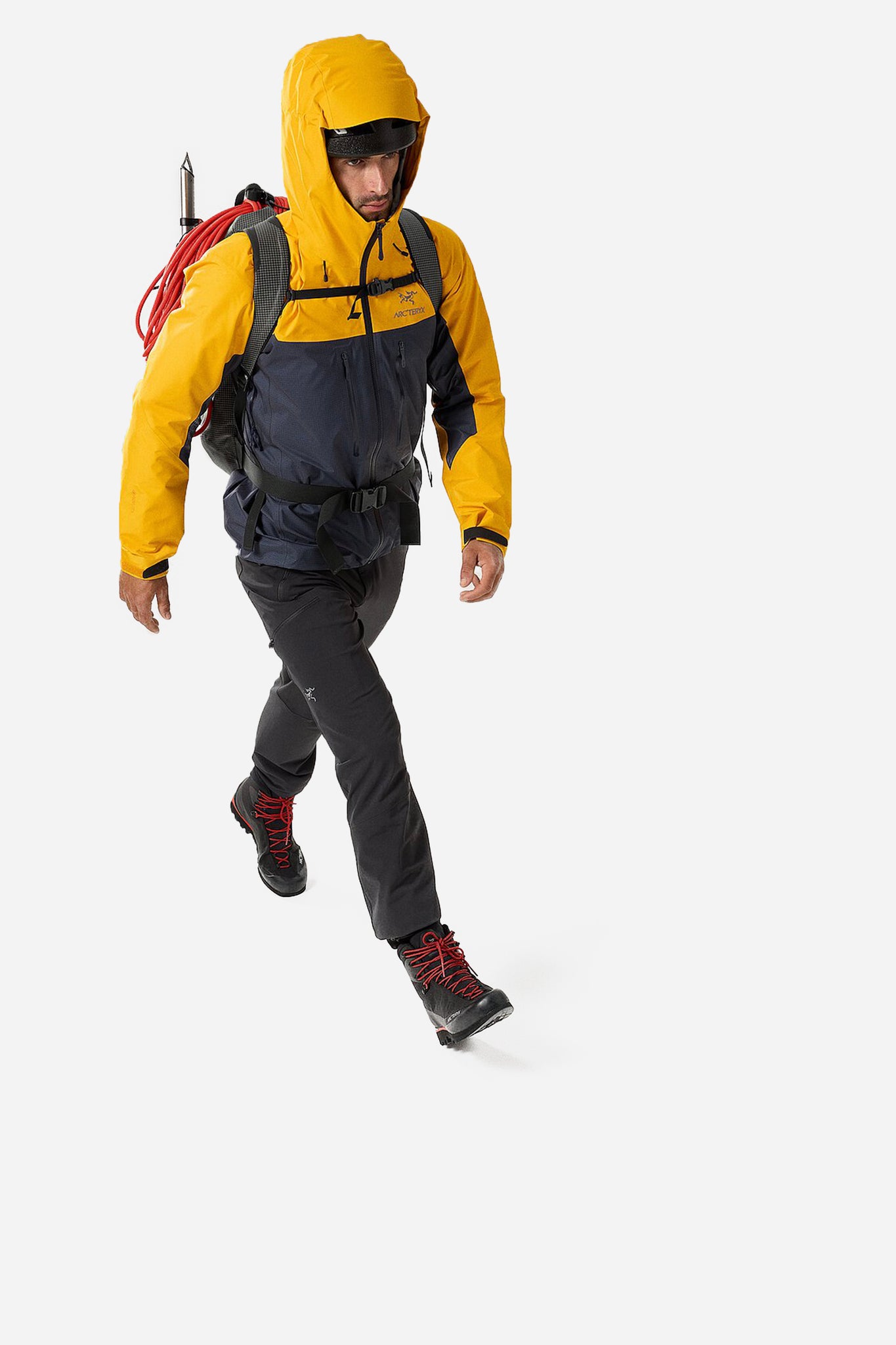 Arc'teryx Men's Alpha Jacket in Black Sapphire/Edziza