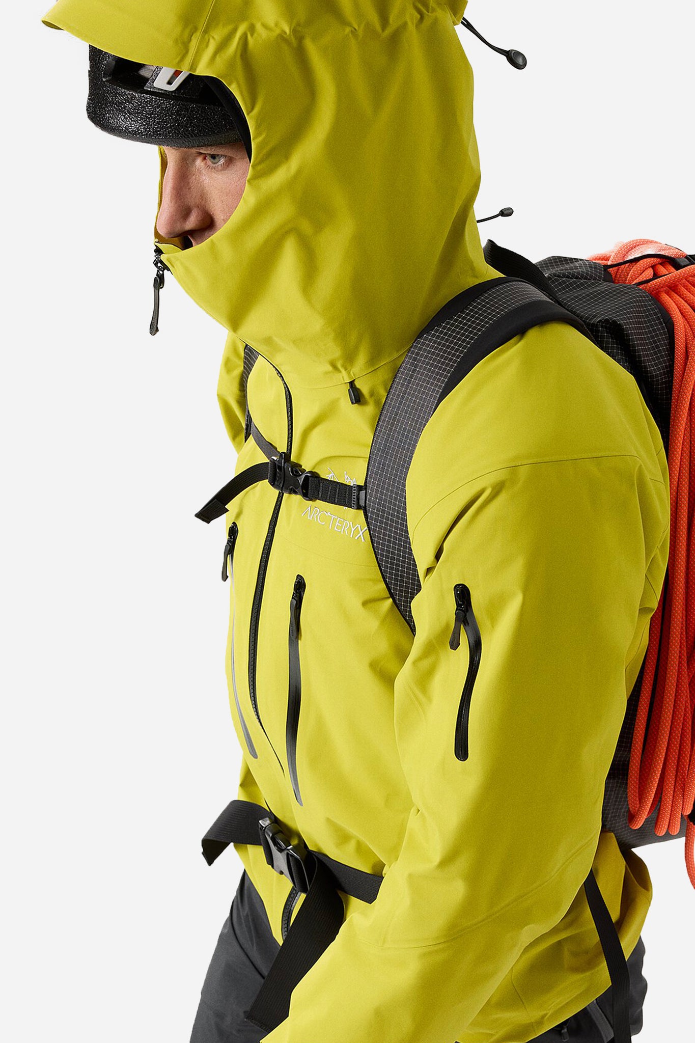 Arc'teryx Men's Alpha SV Jacket in Lampyre