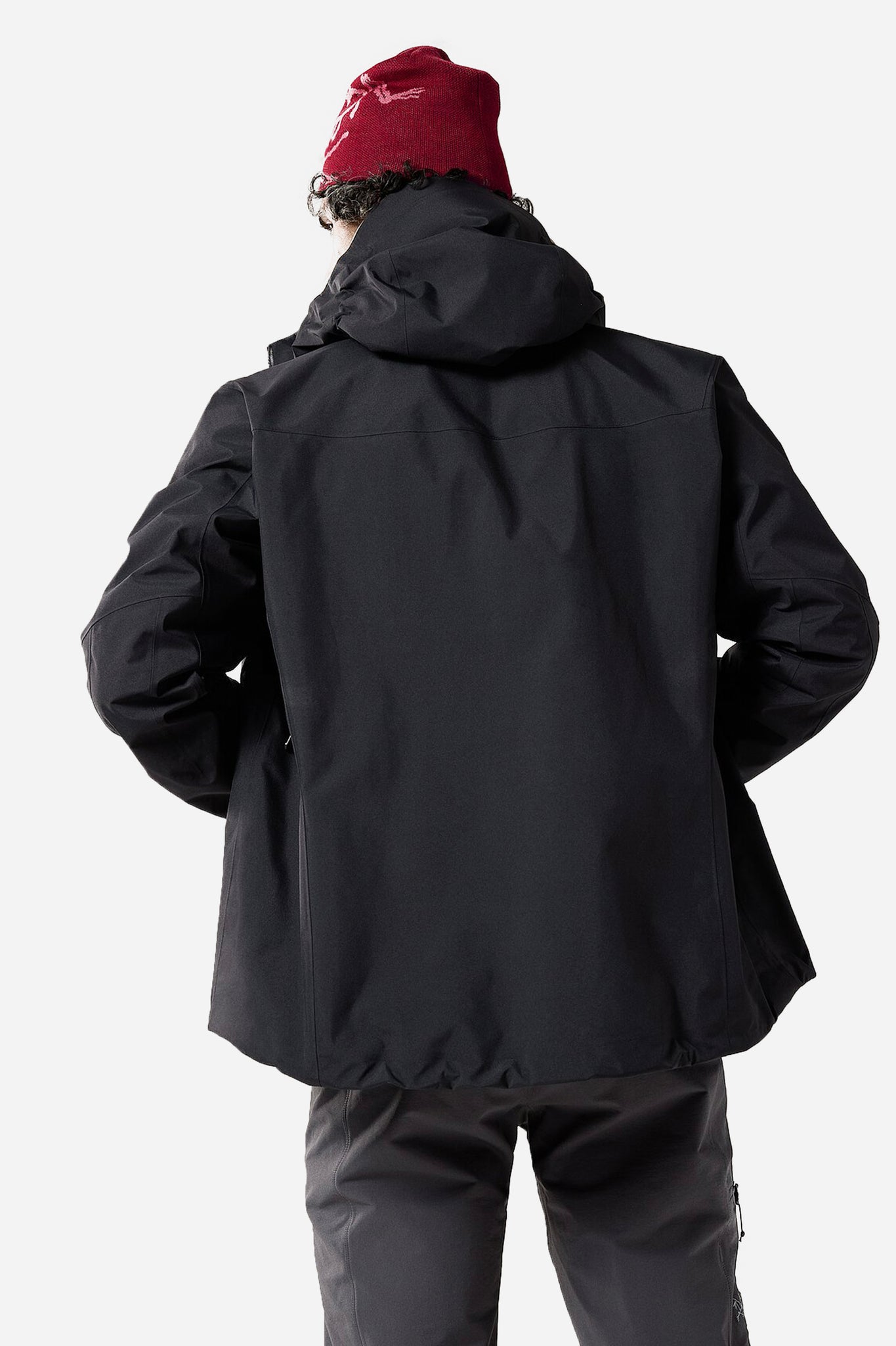 Arc'teryx Men's Alpha SV Jacket in Black