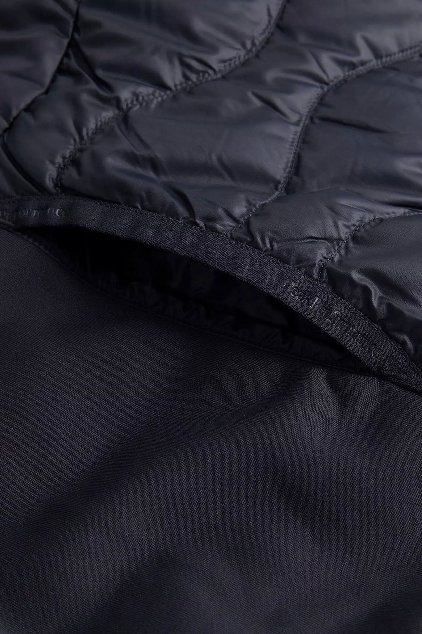 Peak Performance Men's Helium Down Hybrid Hood in Black