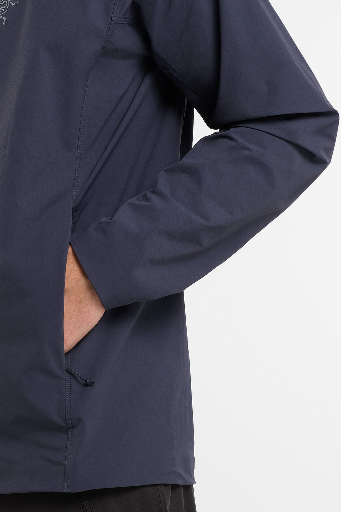 Arc'teryx Men's Gamma Lightweight Hoody in Black Sapphire