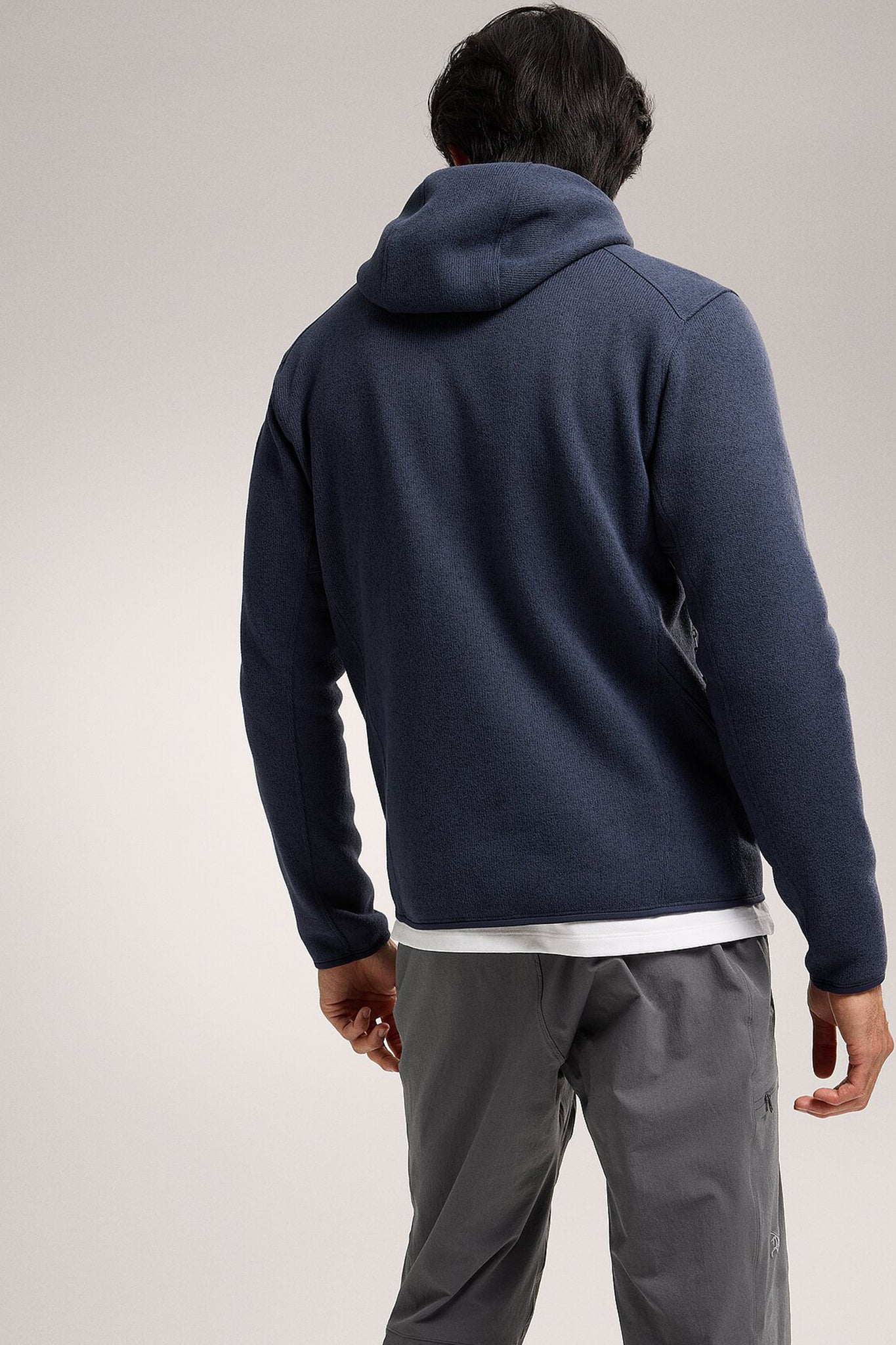 Arc'teryx Men's Covert Hoody in Black Sapphire Heather