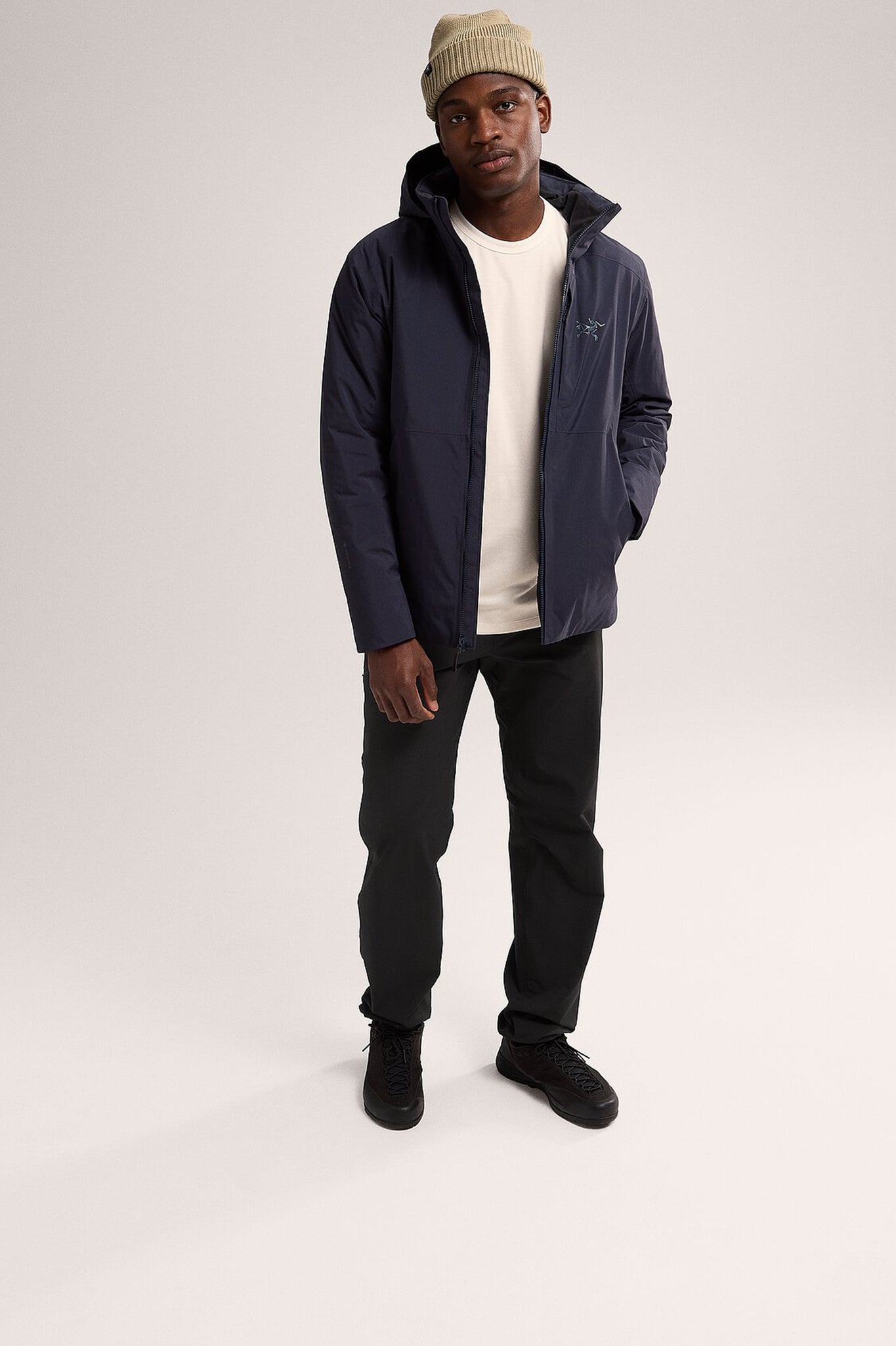 Arc'teryx Men's Ralle Insulated Jacket in Black Sapphire