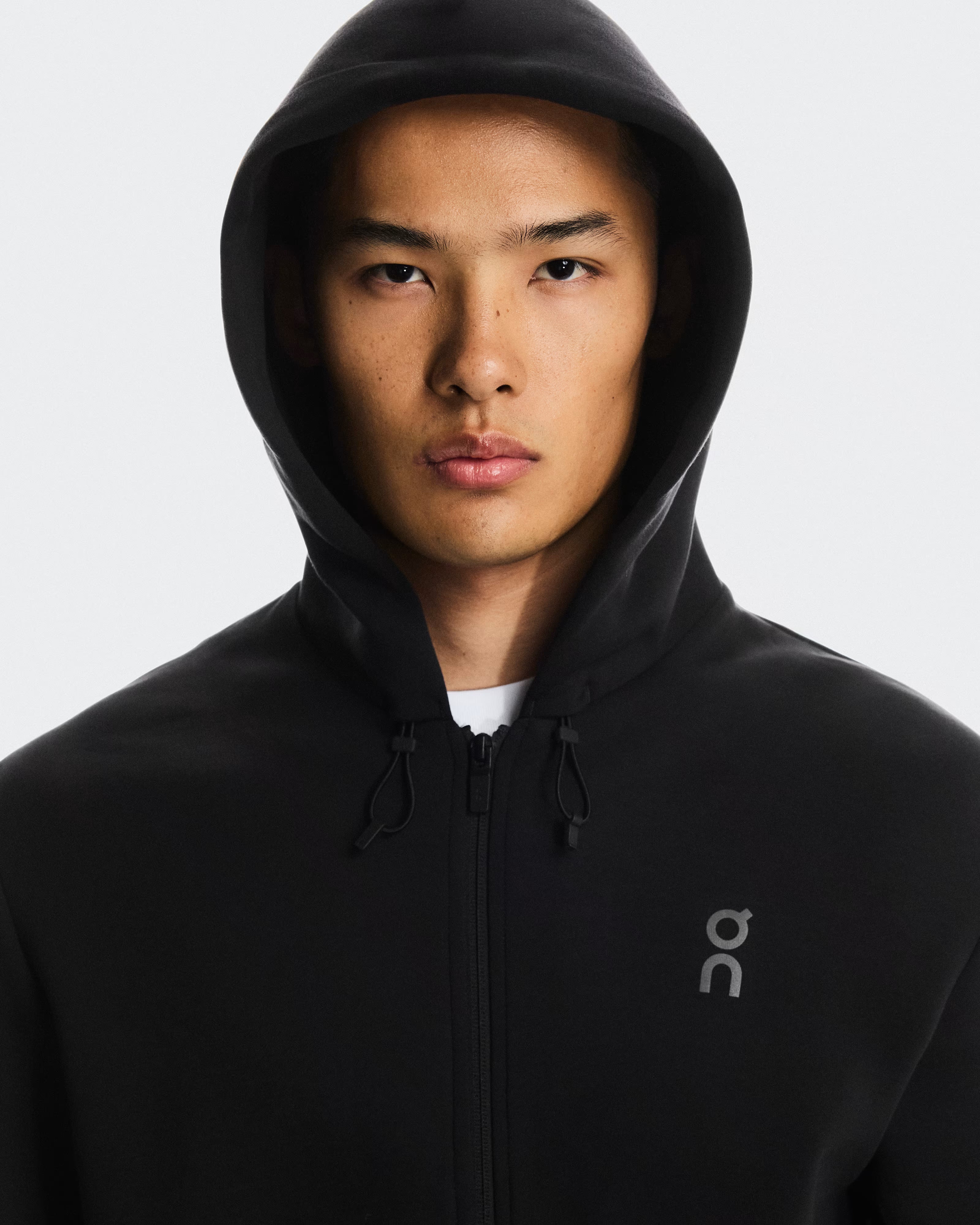 ON Focus Tech Zip Hoodie M
