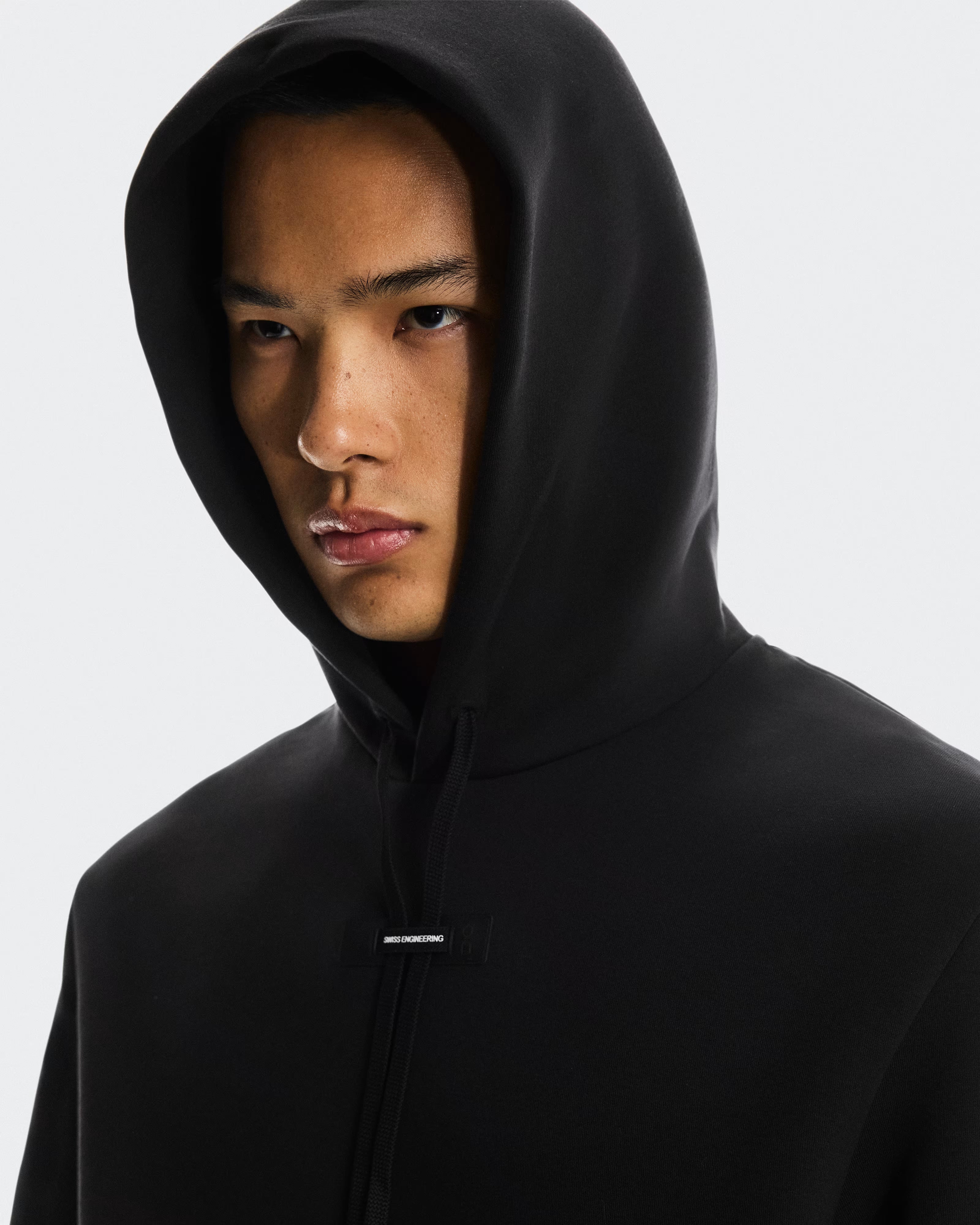 ON Focus Tech Hoodie M