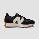 Baskets New Balance 327 pour femme en noir/blanc/gomme