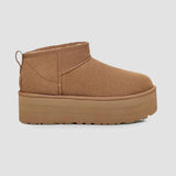 Mini-bottines à plateforme Classic Ultra pour femmes de UGG en châtaigne 