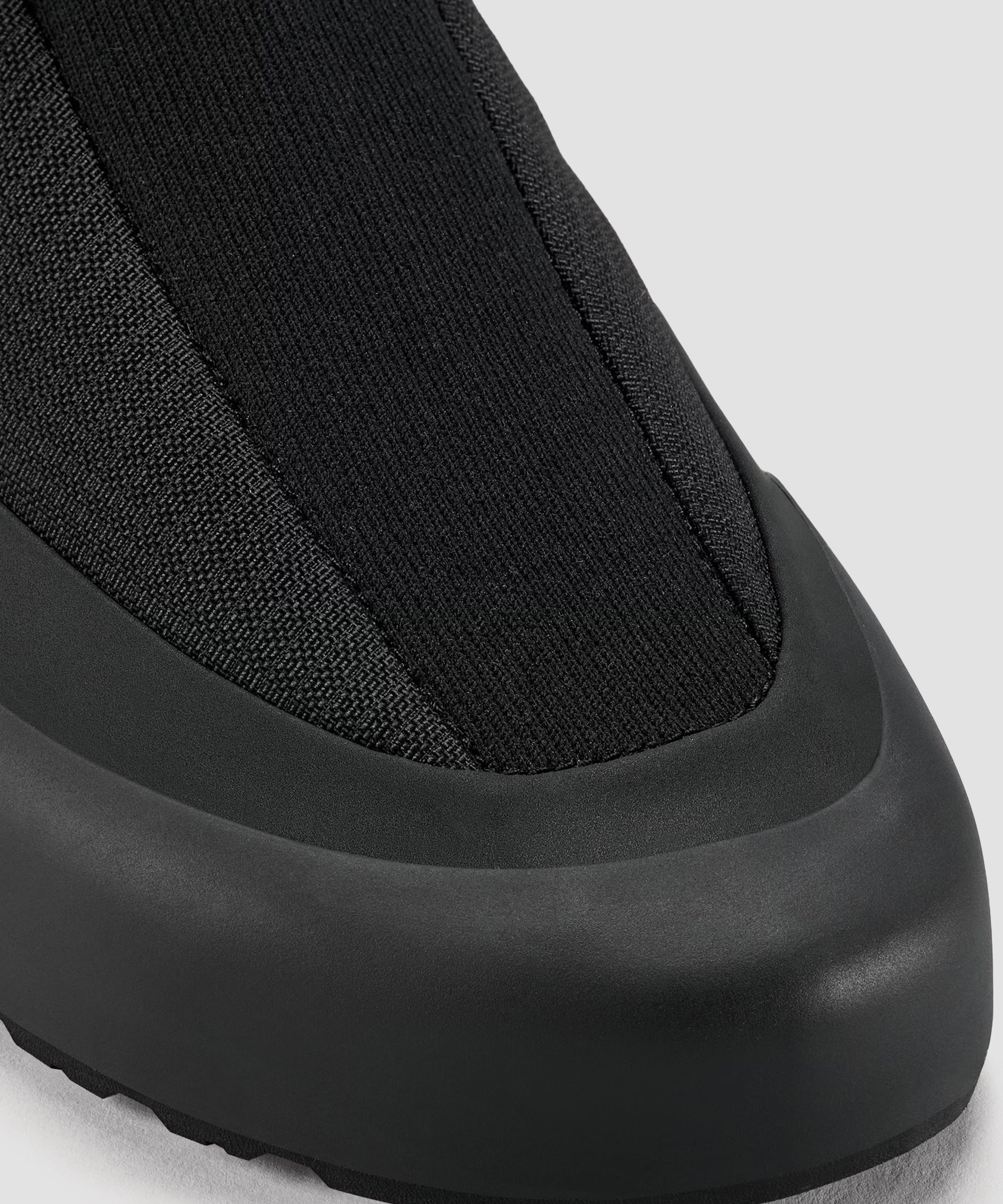 Arc'teryx Men's Kragg Insulated Shoe – Black/Black