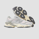 Baskets unisexes New Balance 9060 en rose granit