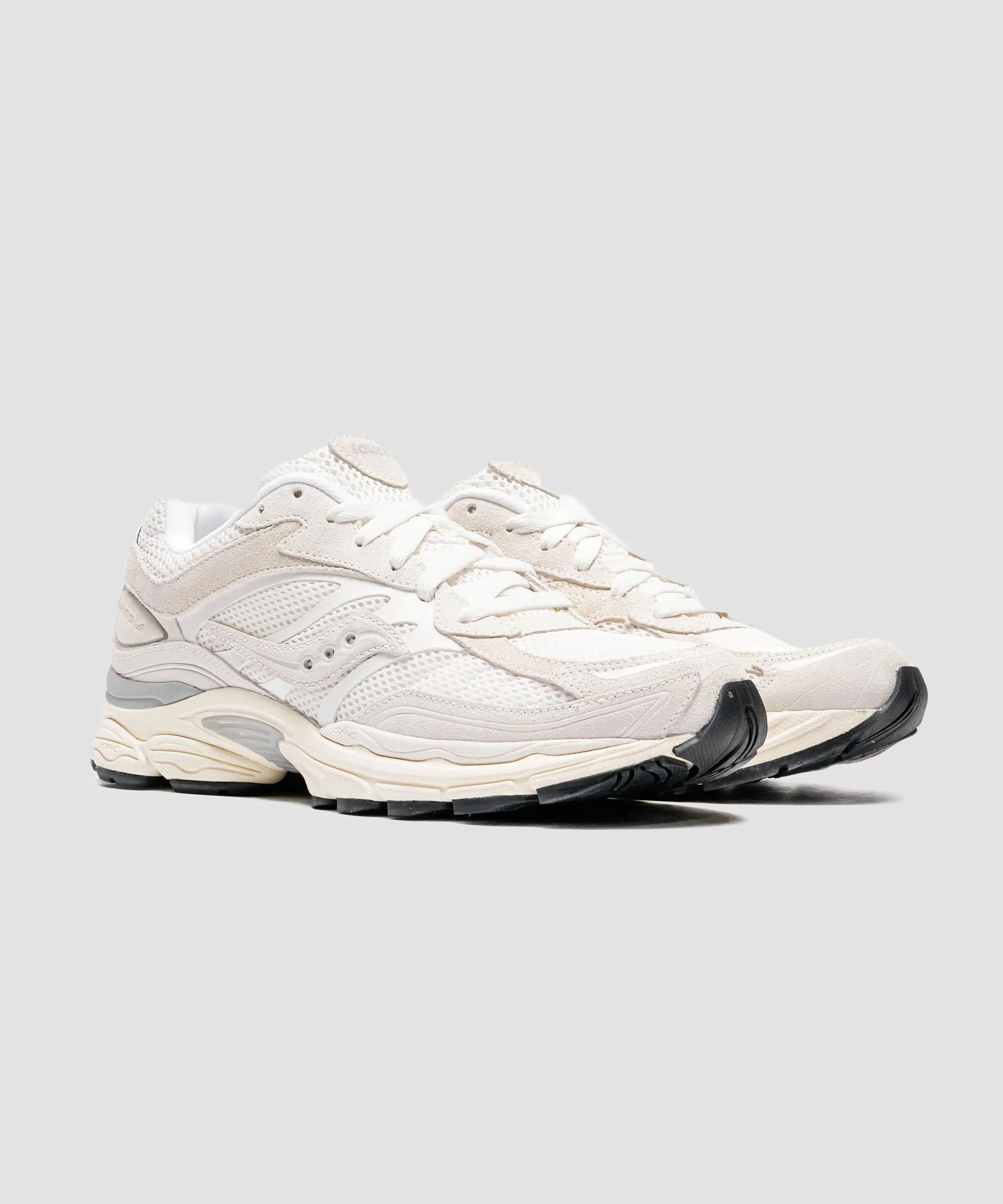 Baskets unisexes Saucony Progrid Omni 9 en blanc