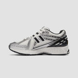 New Balance Men's 1906 Shoe in Silver Black