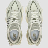Baskets unisexes New Balance 9060 en vert olive