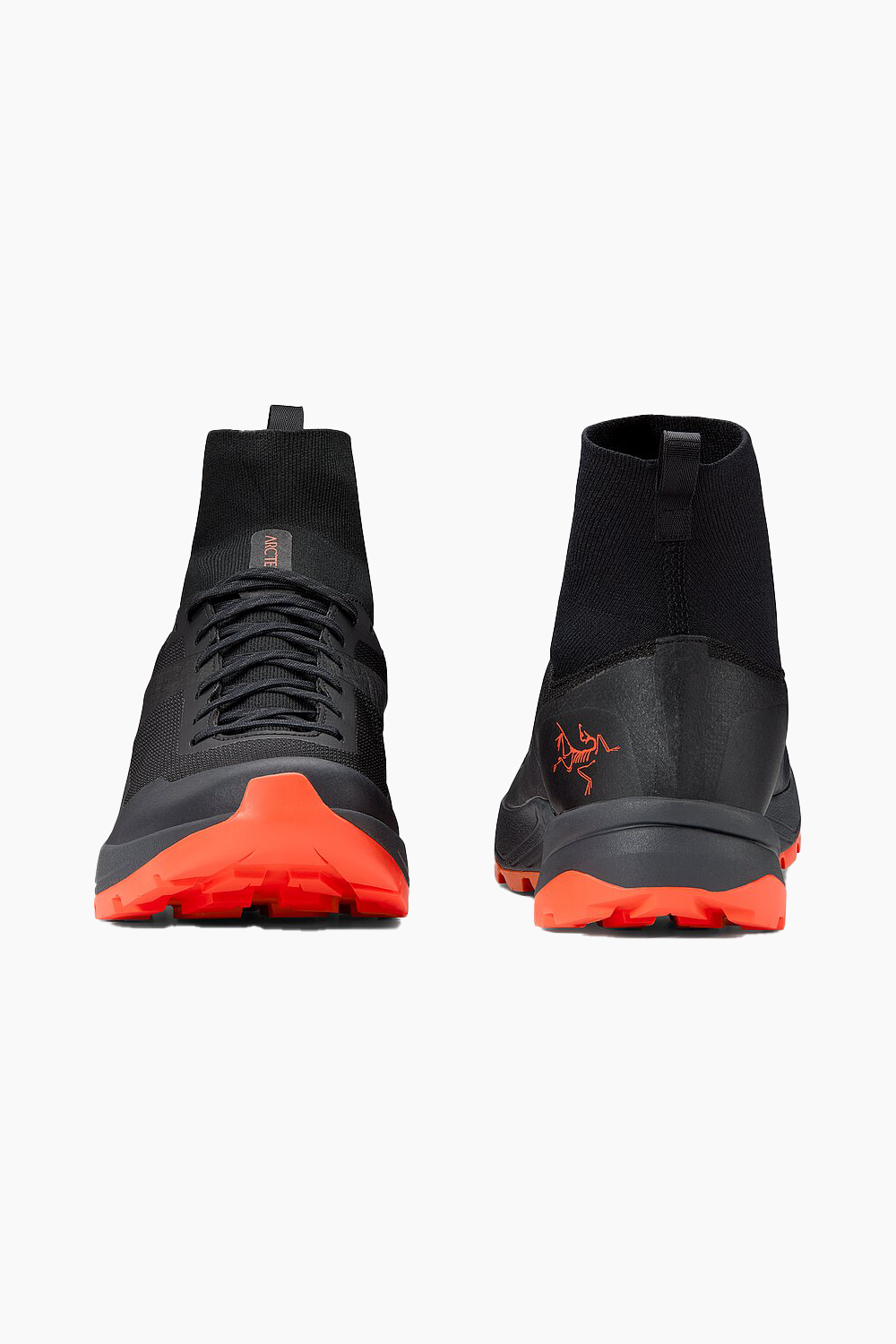Arc'teryx Unisex Vertex Shoe in Black/Bright Phenom