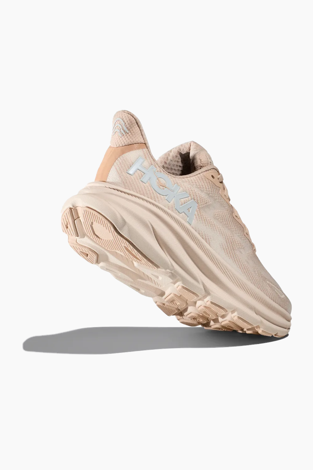HOKA Women's Clifton 9 in Shifting Sand/Eggnog