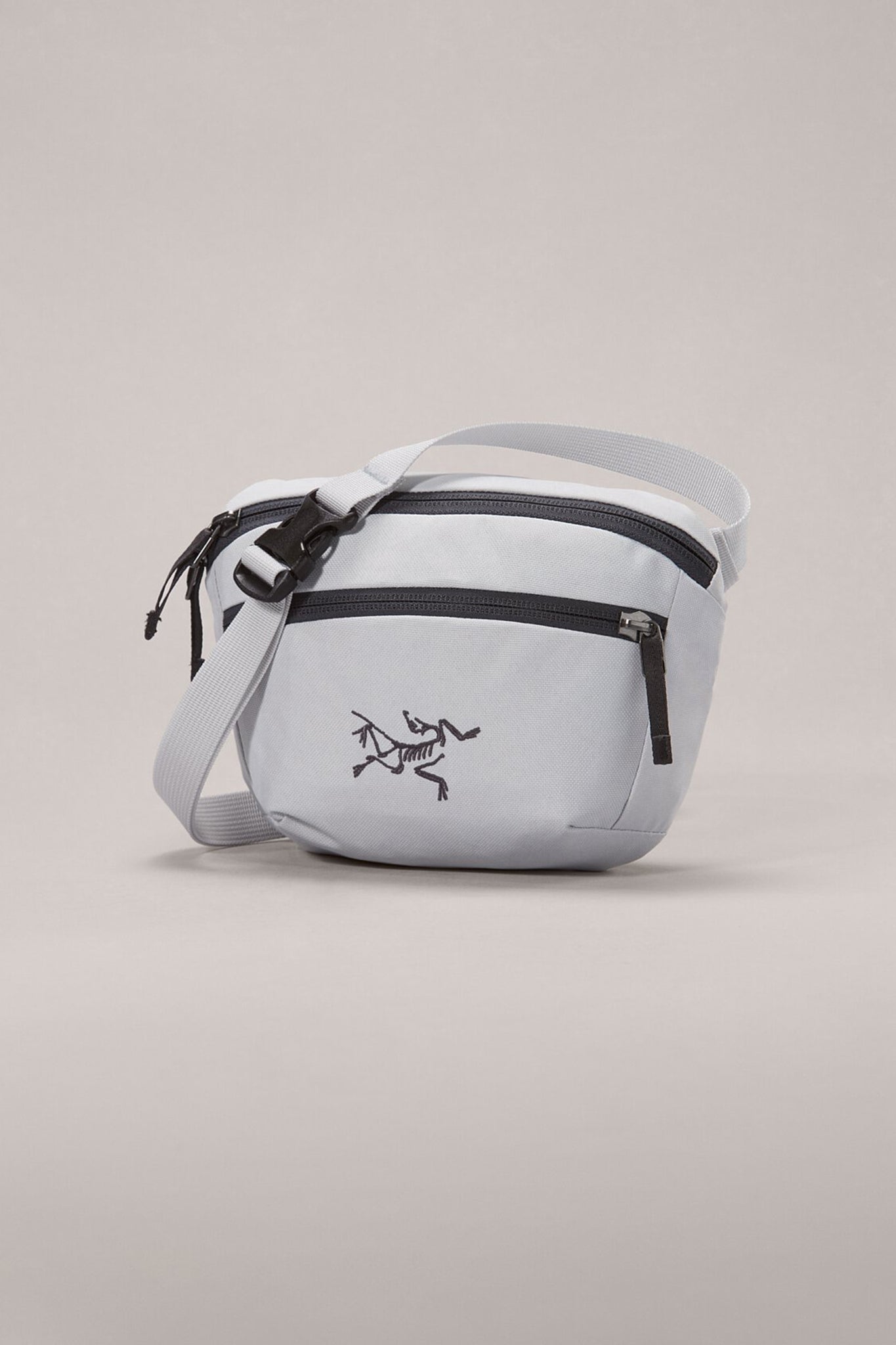 Arc'teryx Unisex Mantis 1 Waistpack in Solitude/Graphite