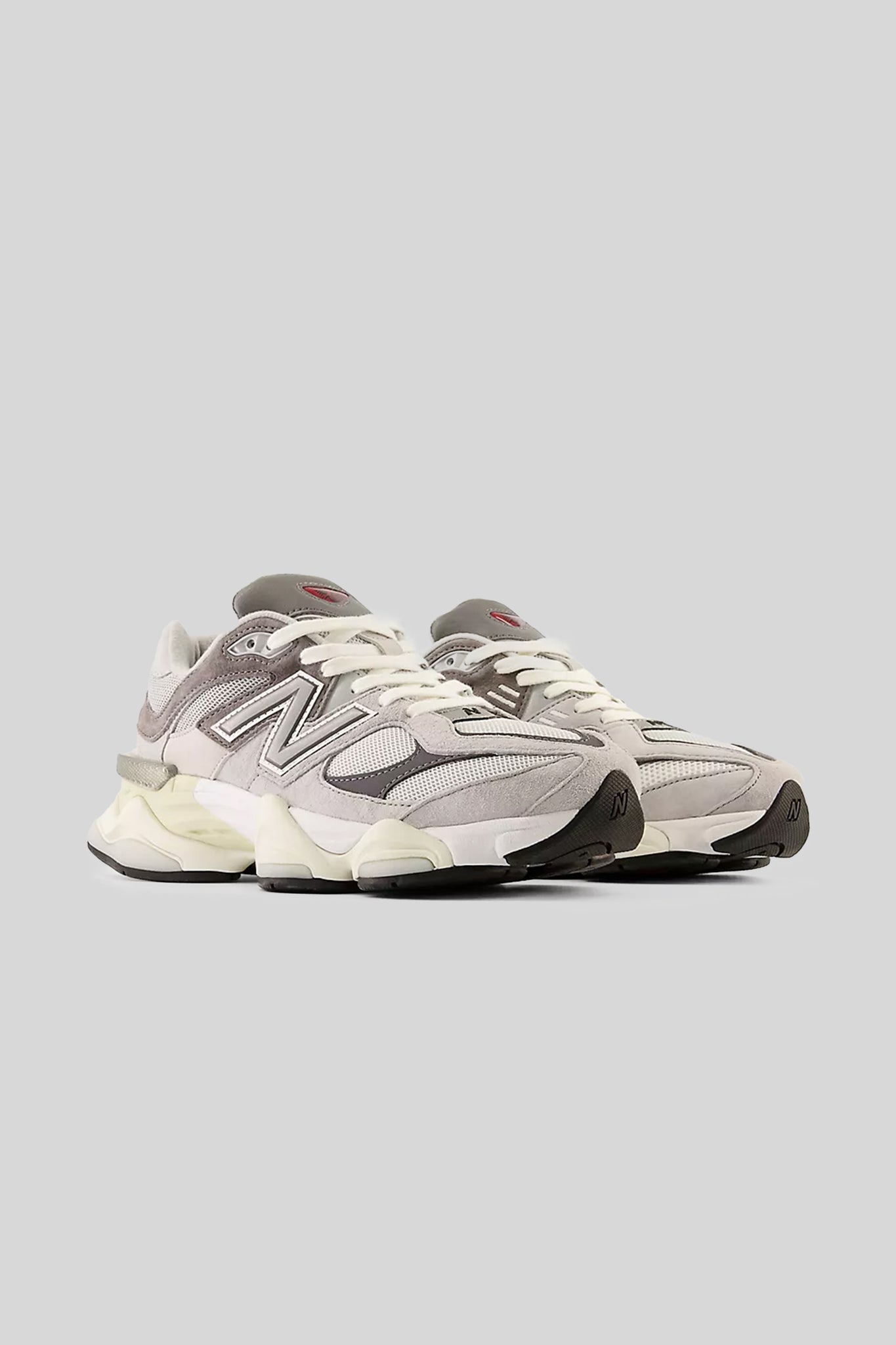 New Balance Unisex 9060 Sneaker in Rain Cloud with Castlerock and White