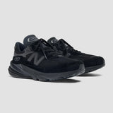 Baskets unisexes New Balance 990 en noir 