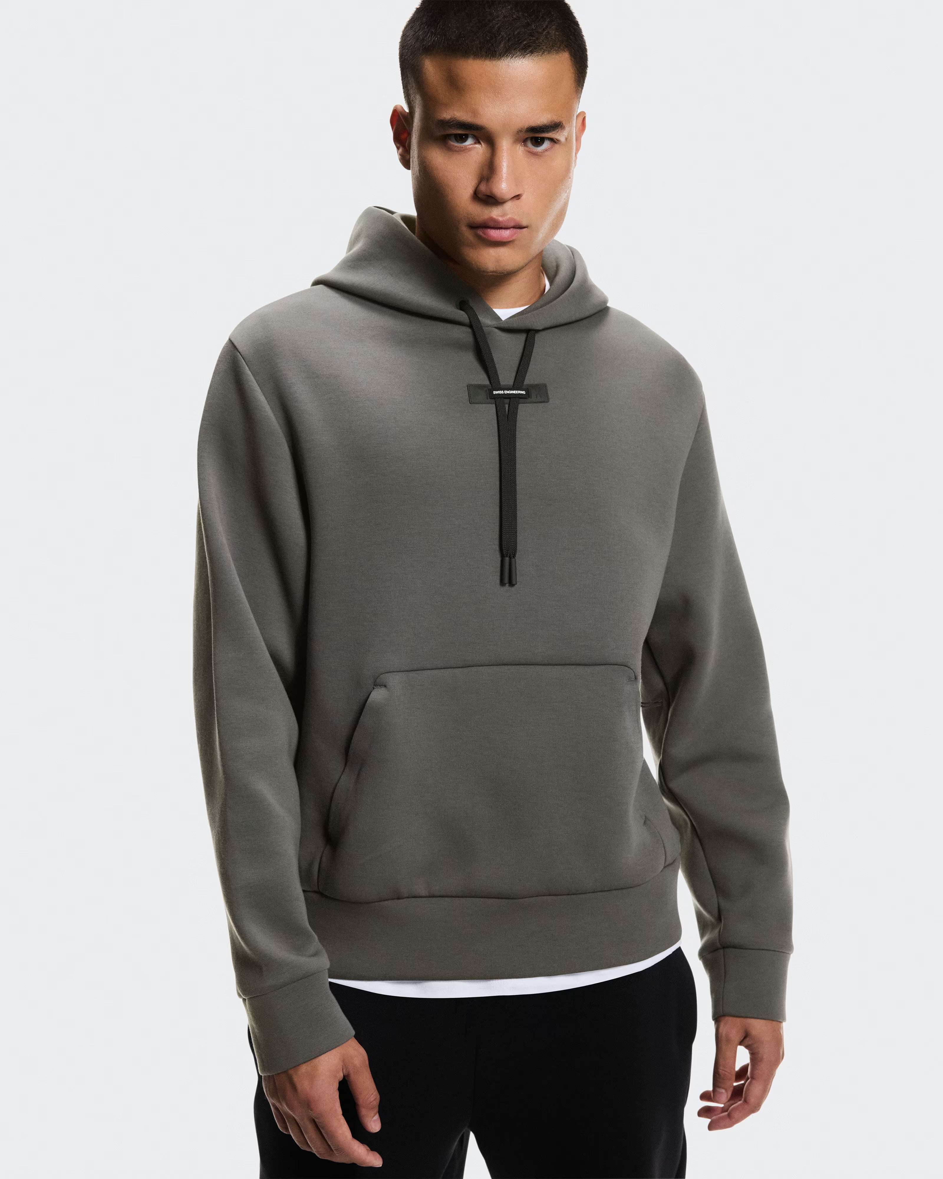 ON Focus Tech Hoodie M