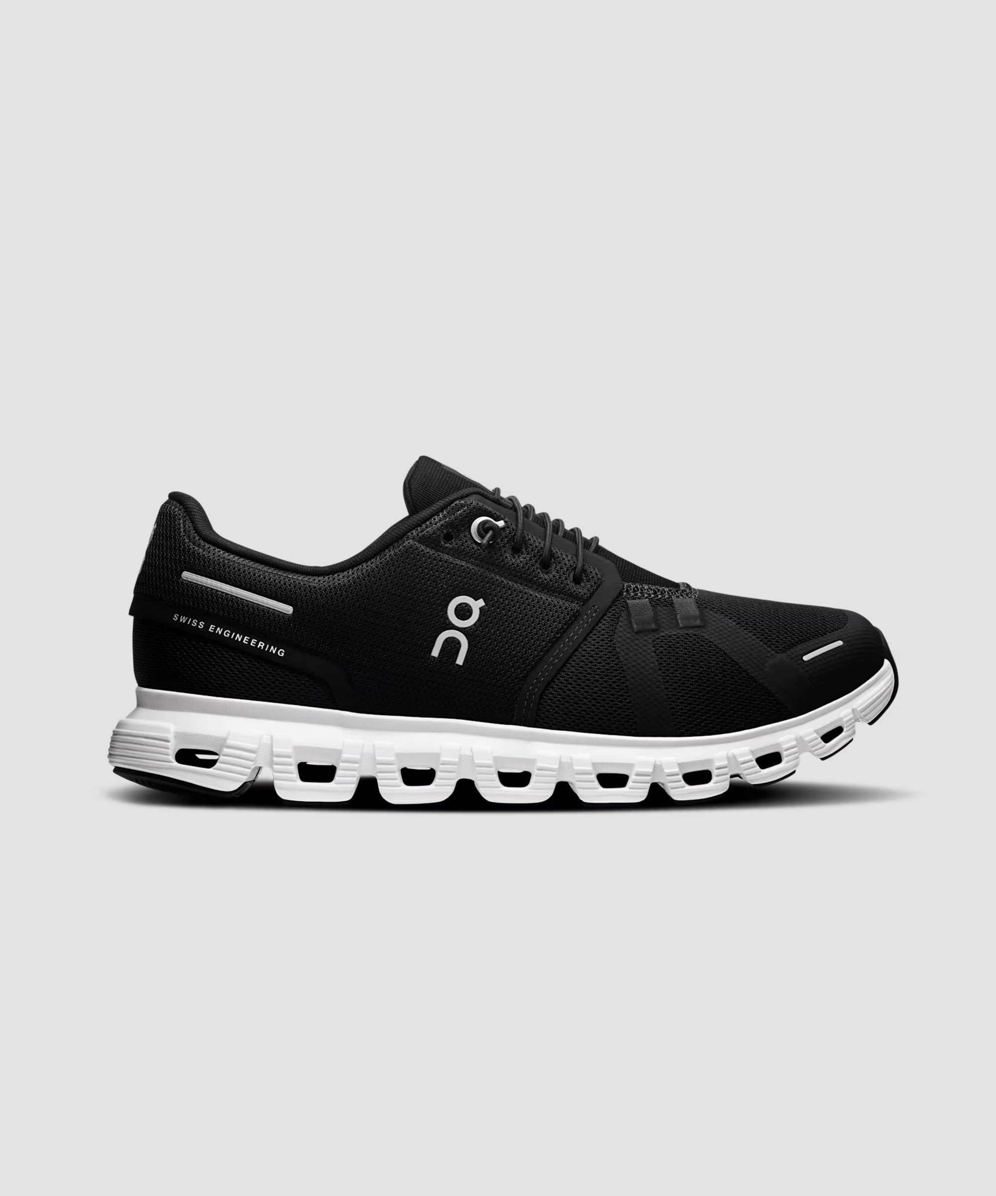 ON Women's Cloud 6 – Black/ White
