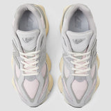 Baskets unisexes New Balance 9060 en rose granit