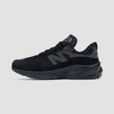 Baskets unisexes New Balance 990 en noir 