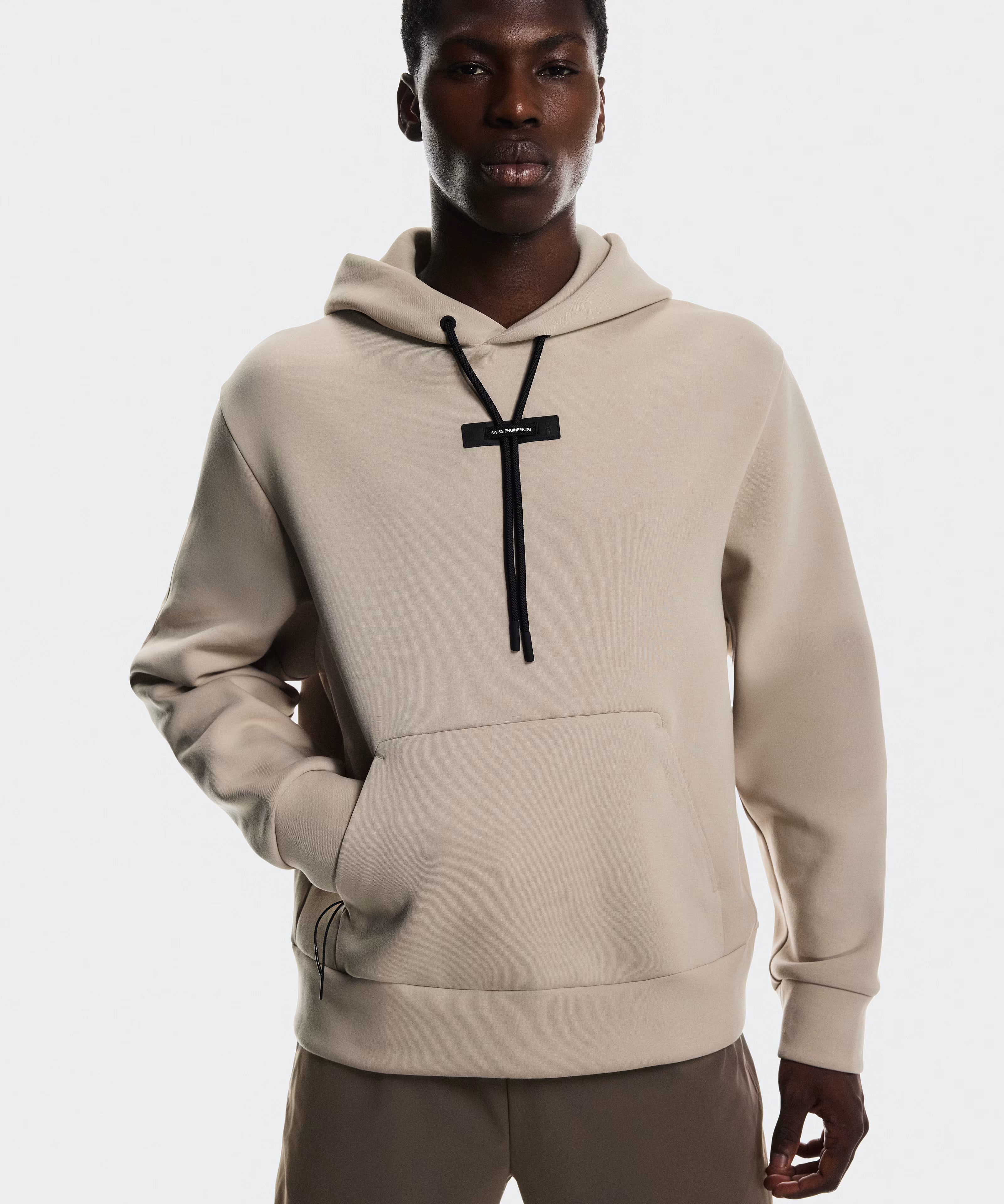 ON Focus Tech Hoodie M