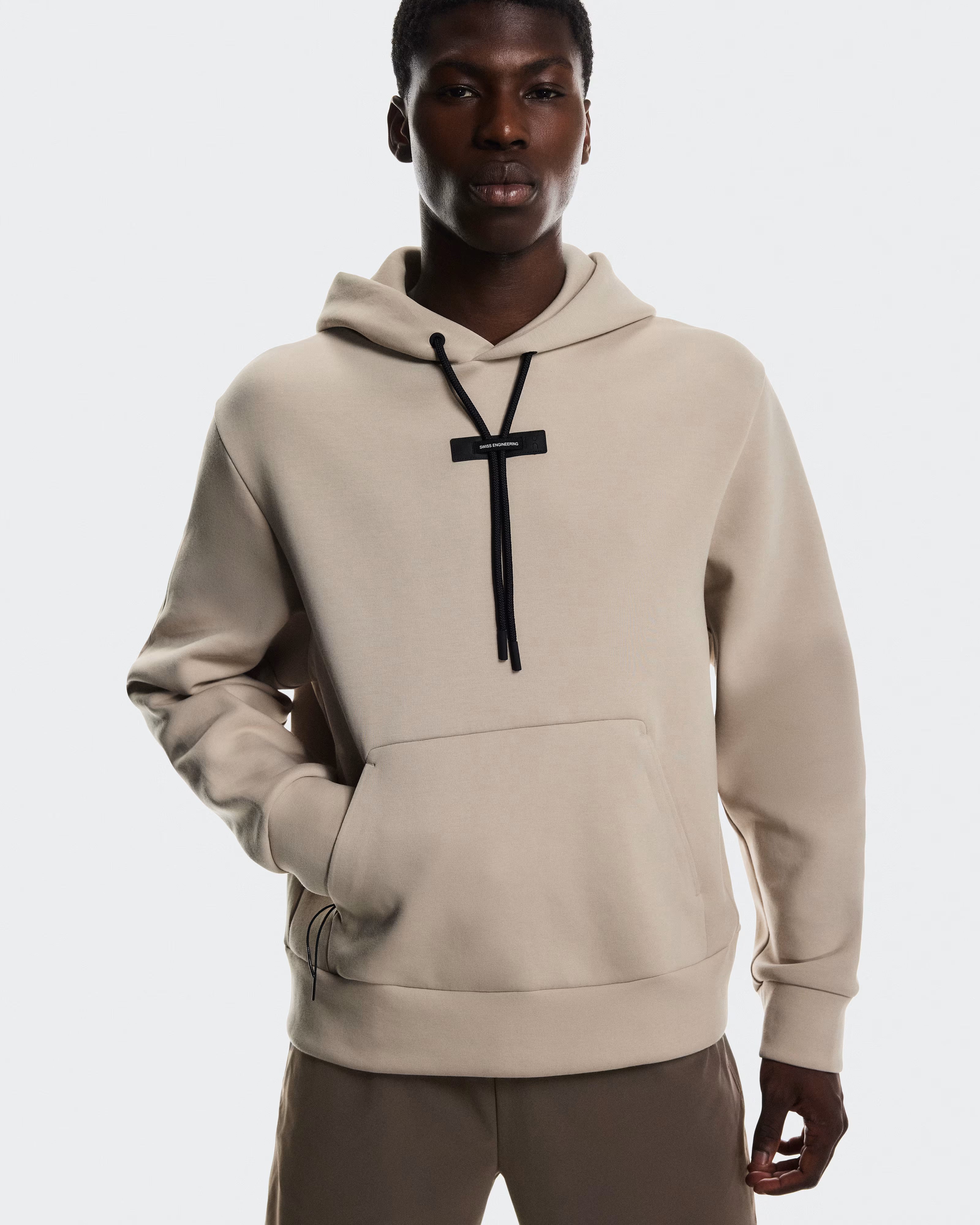 ON Focus Tech Hoodie M