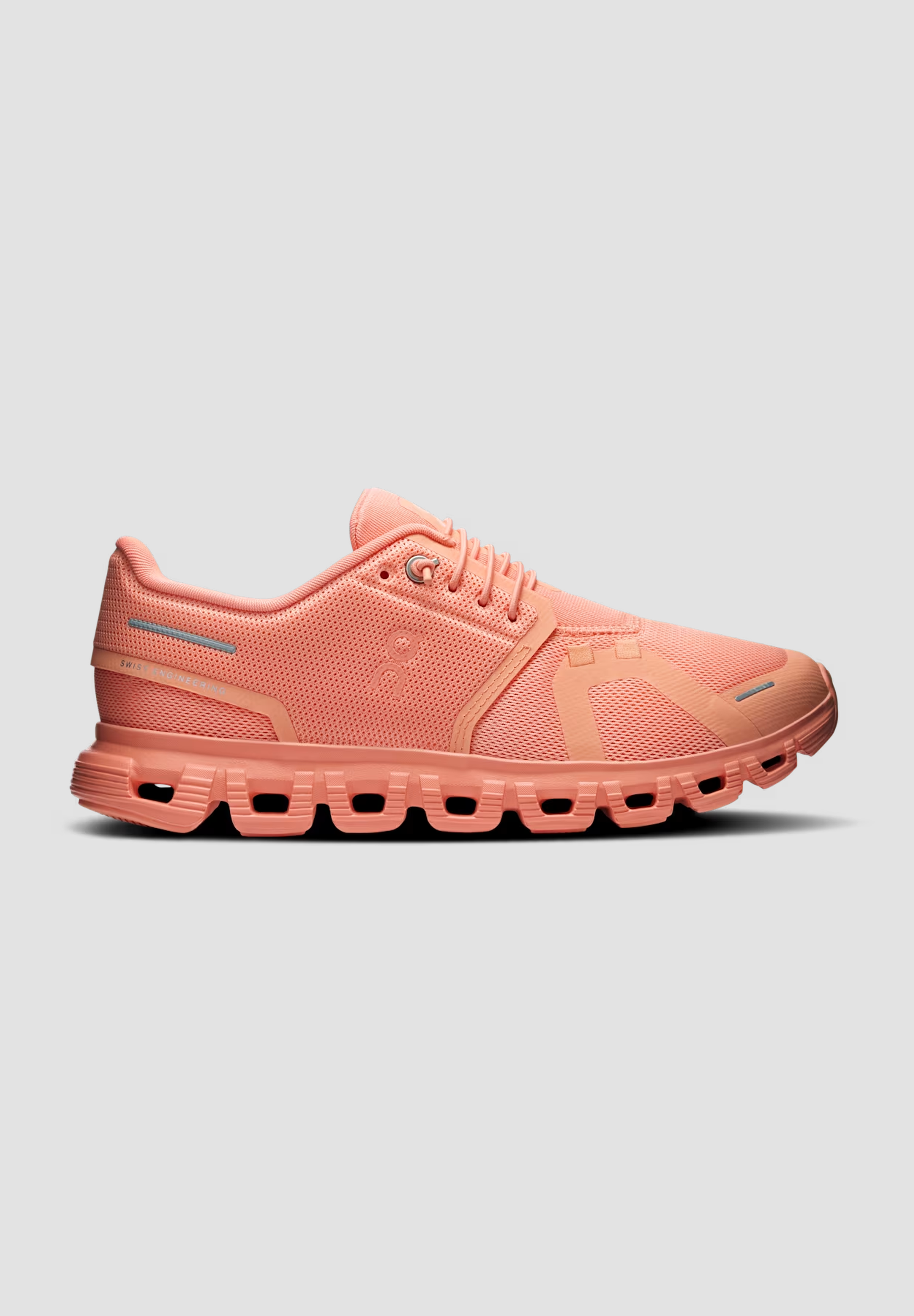 ON Women's Cloud 6