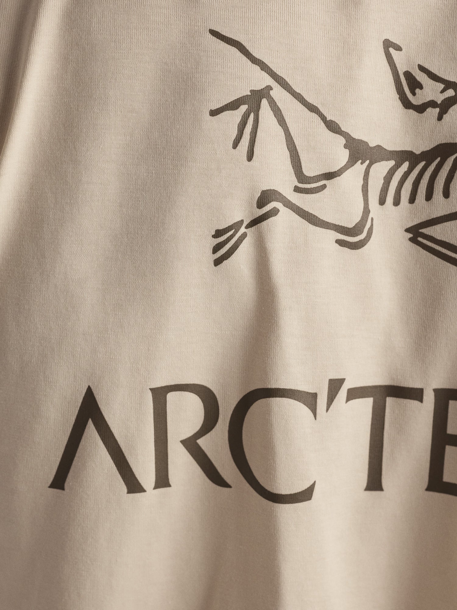 Kragg SL Cotton Bird Word Shirt SS - Sea Salt / Mongoose
