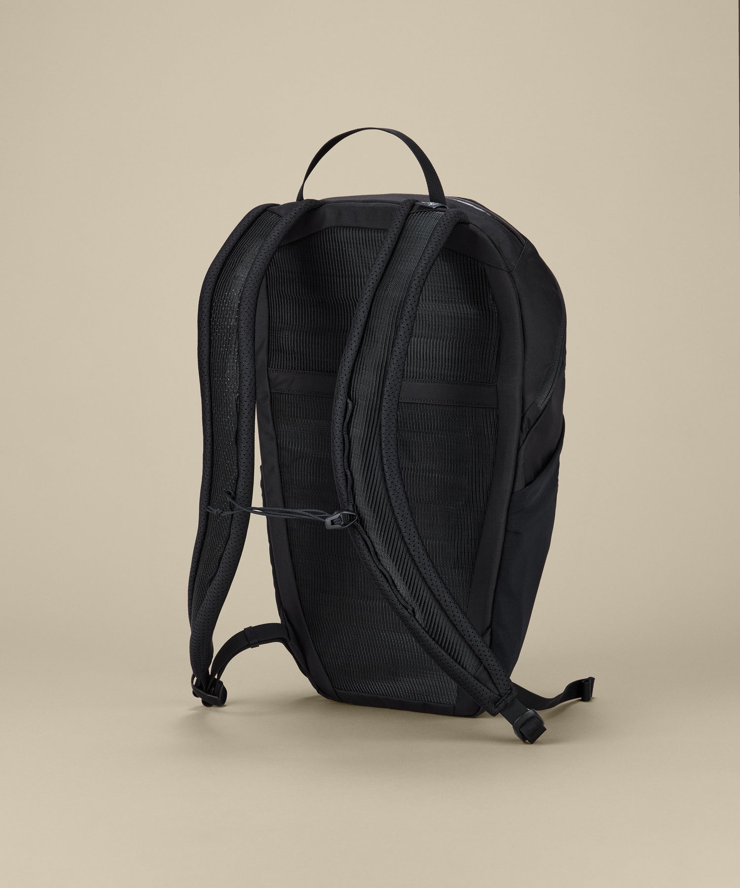Axios 10 Backpack - Black