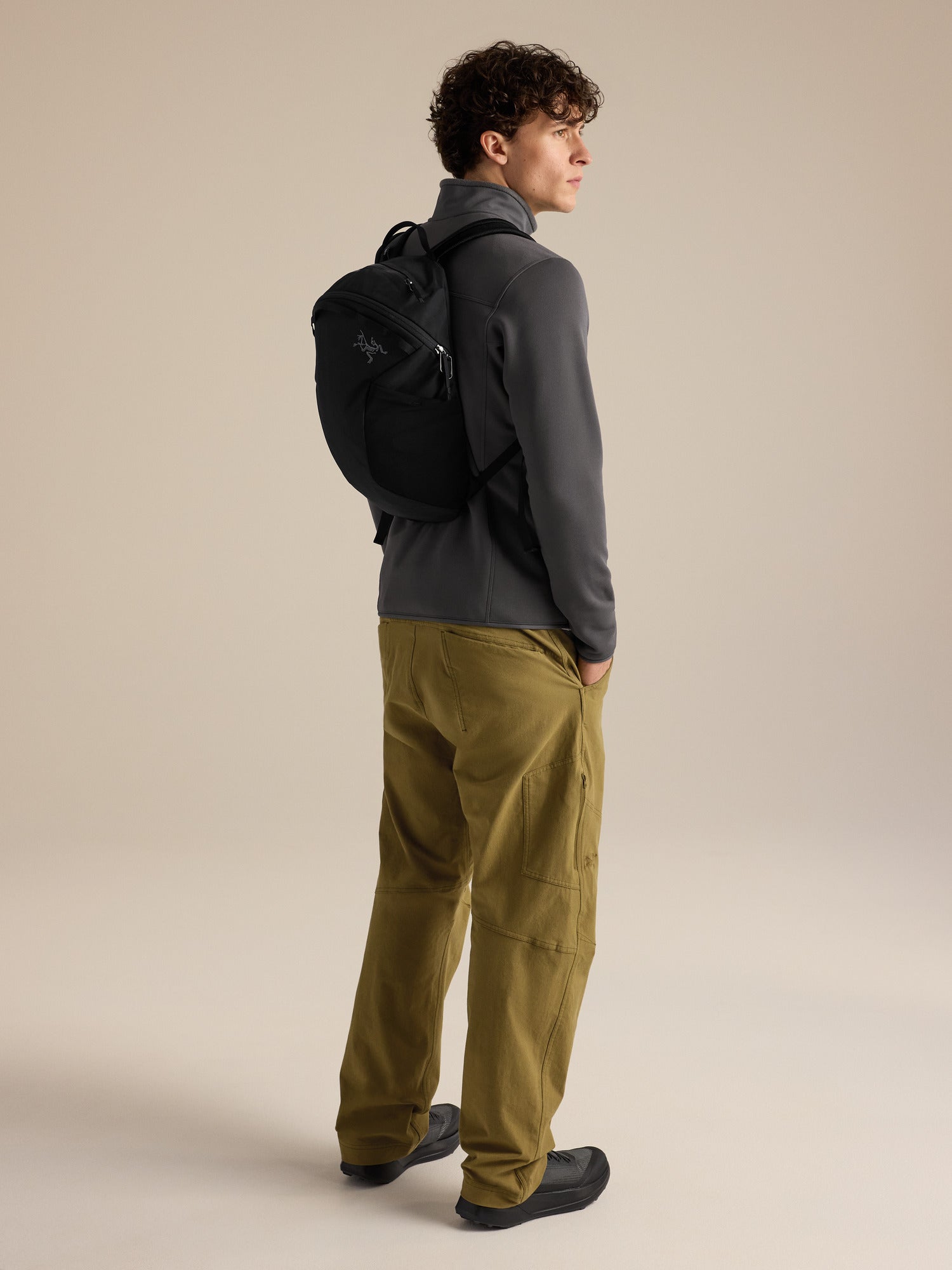 Axios 10 Backpack - Black