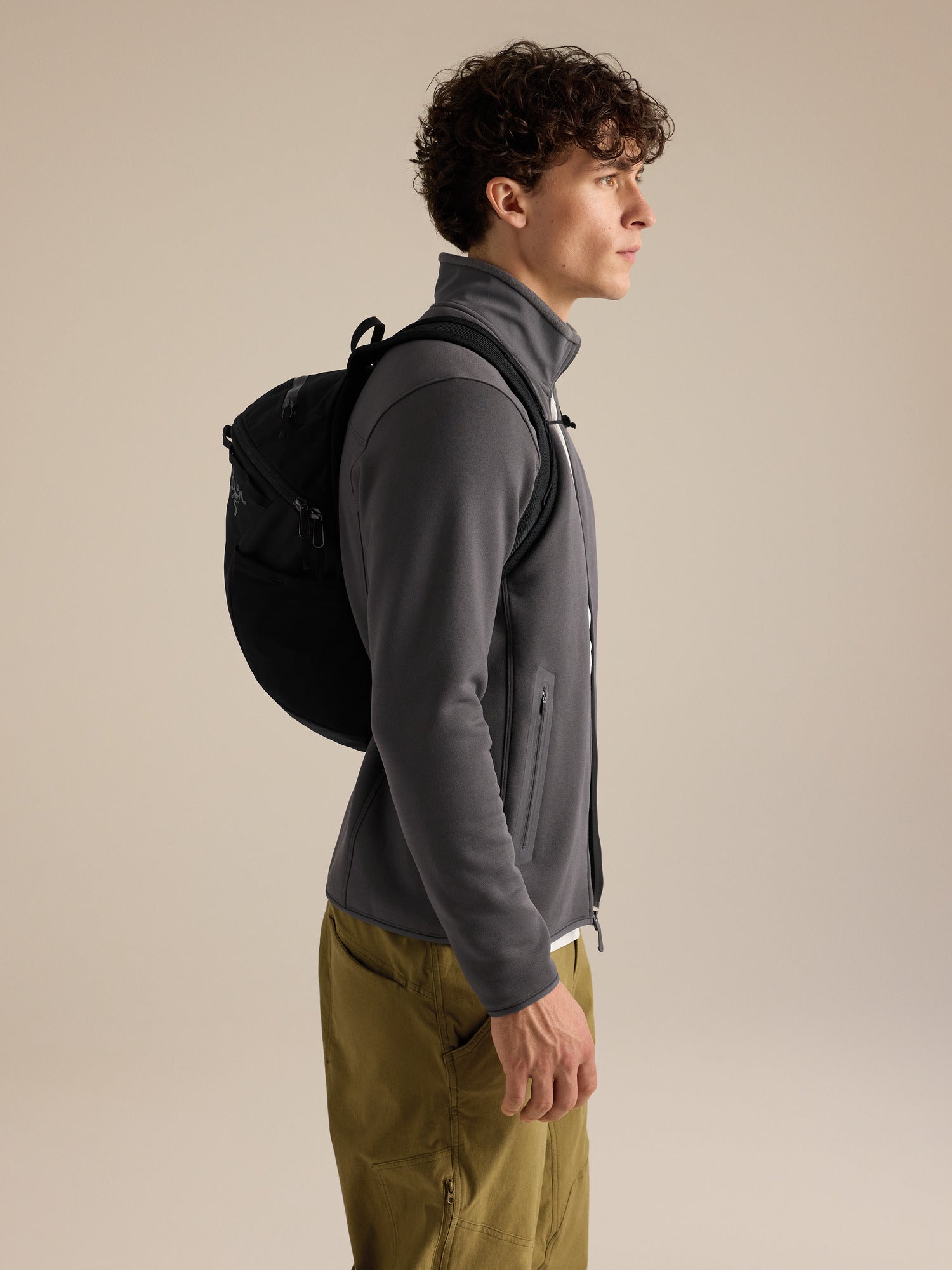 Axios 10 Backpack - Black