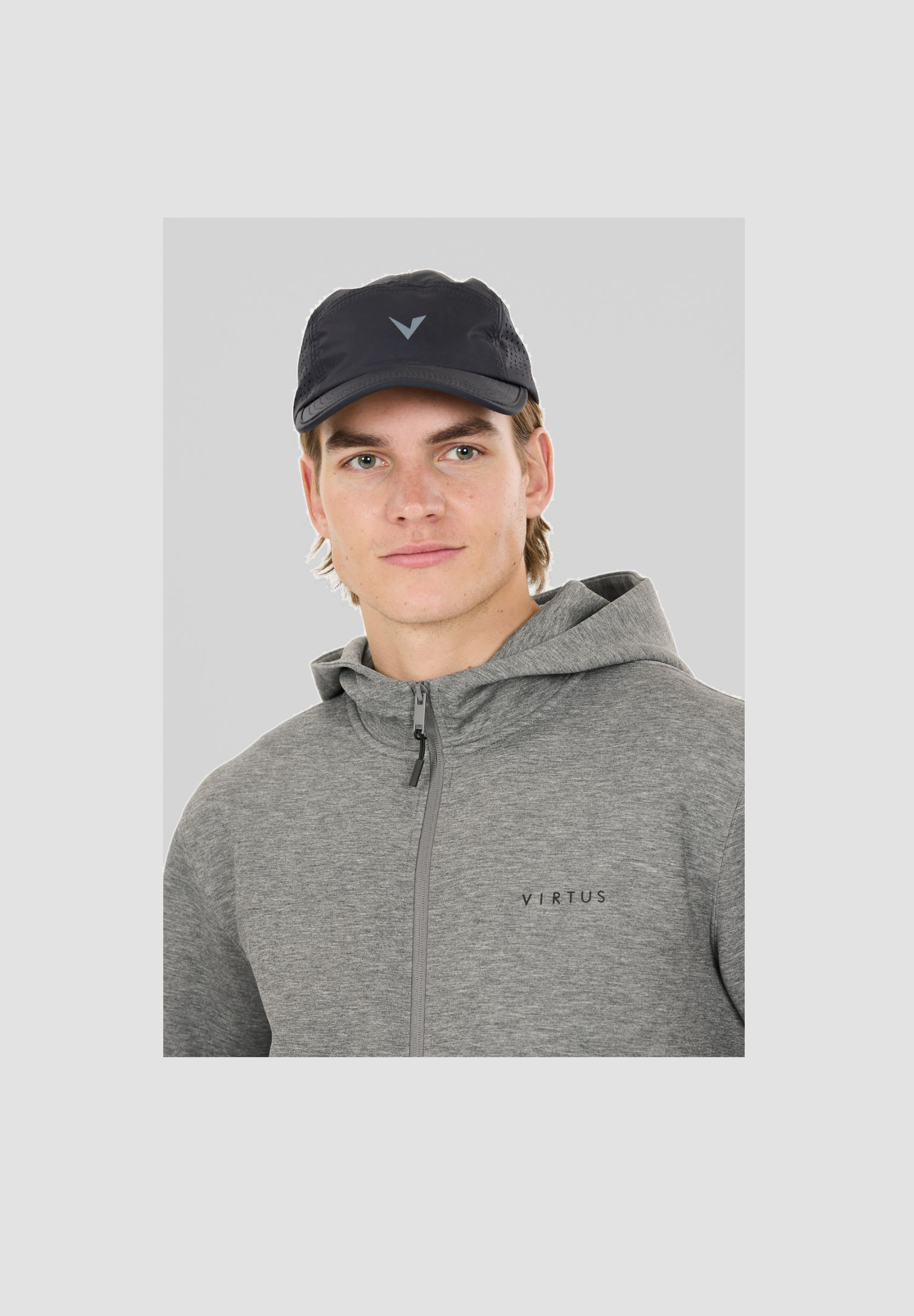 Taro V2 Technical Full-zip Hoody M