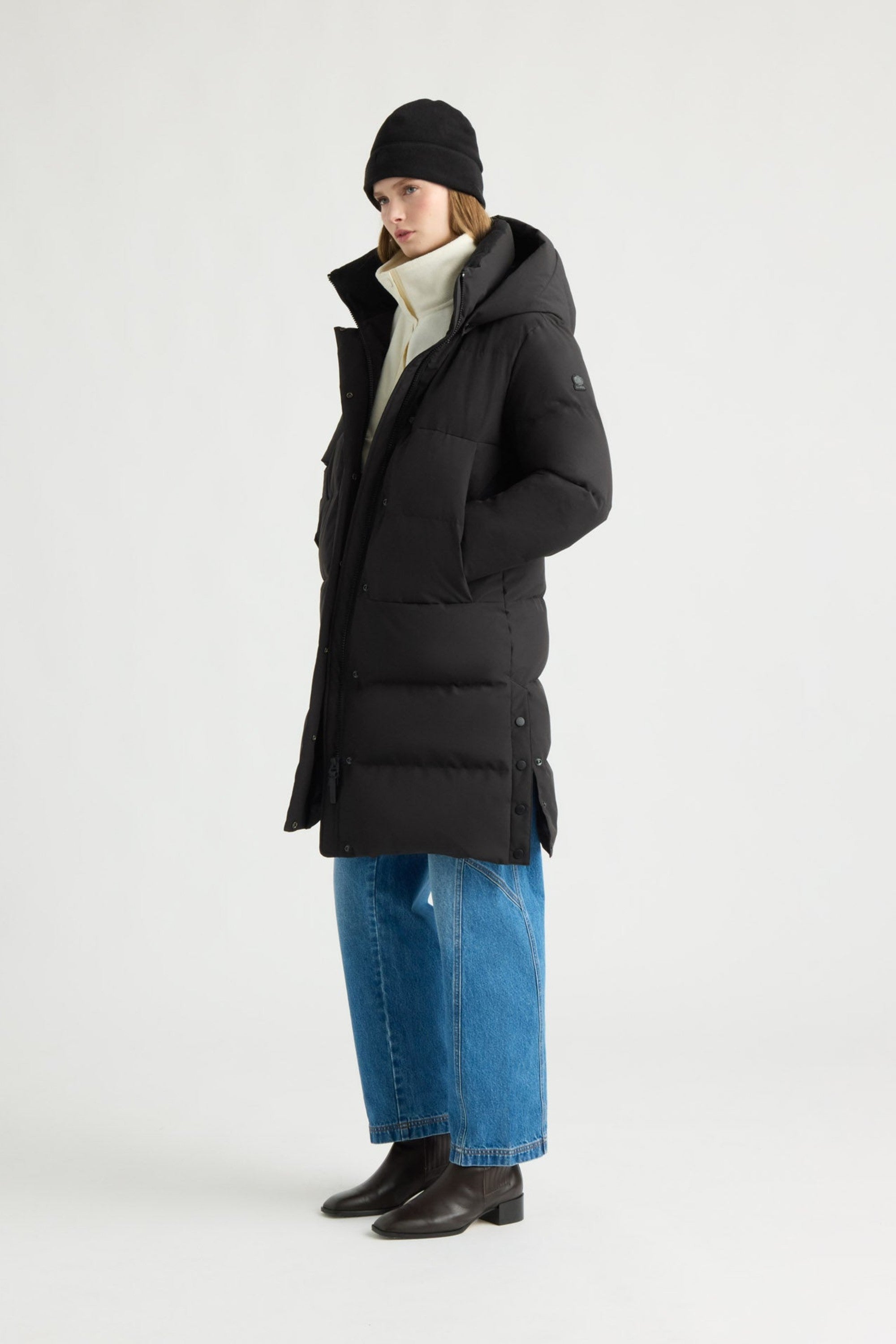 Kanuk Women's Atwater Hooded Down Puffer – Black
