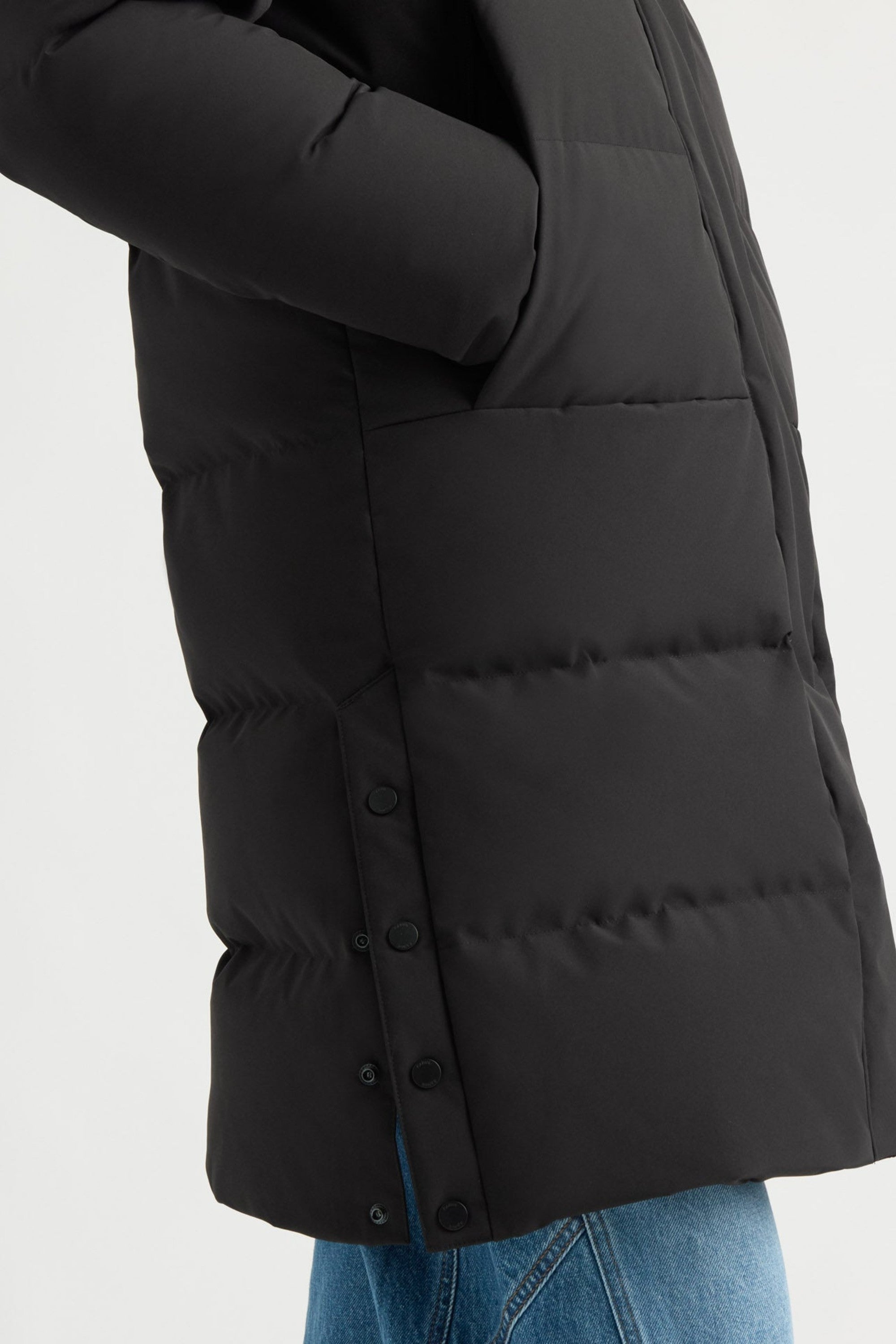 Kanuk Women's Atwater Hooded Down Puffer – Black