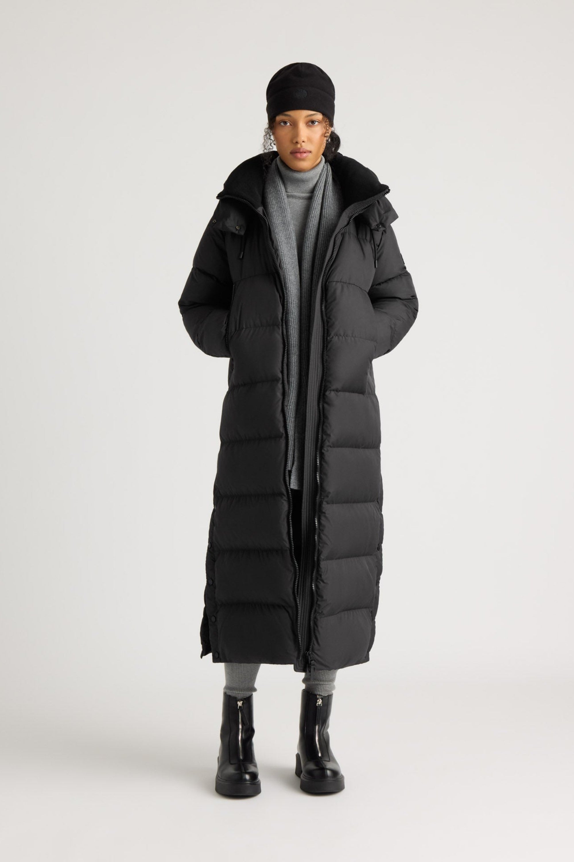 Kanuk Women's Broughton Maxi Down Puffer – Black