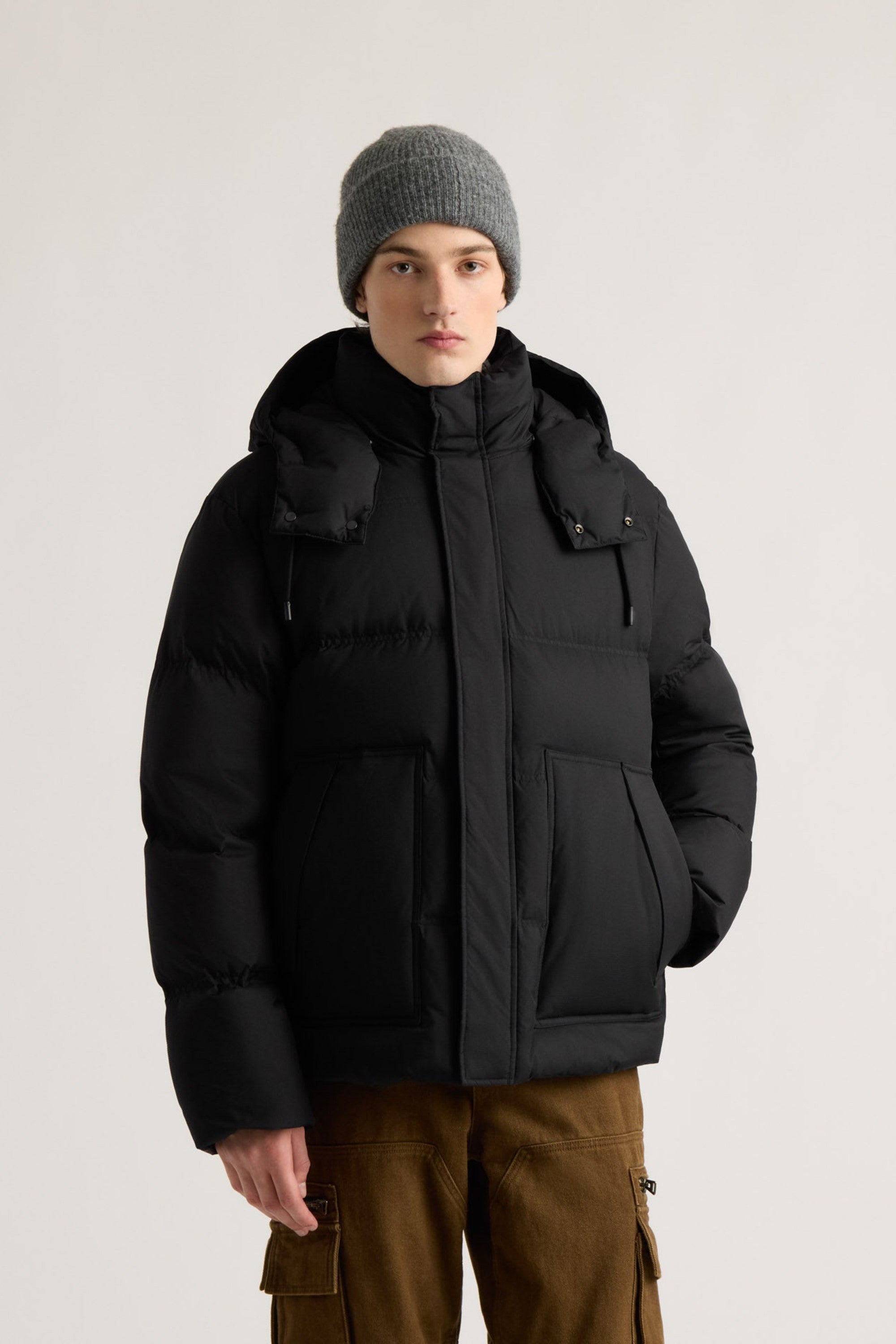 Kanuk Men's Bryson Hooded Down Puffer – Black