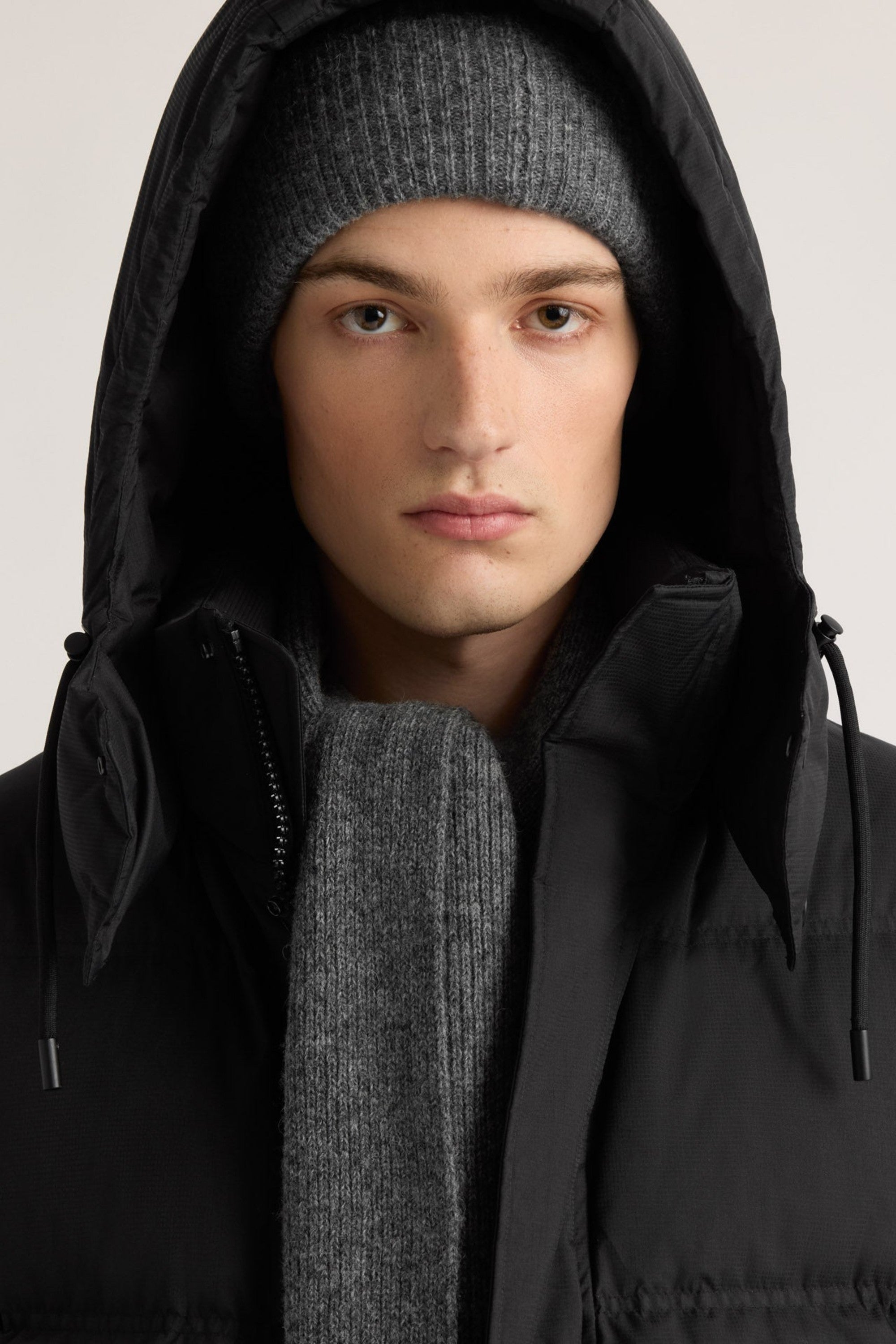 Kanuk Men's Bryson Hooded Down Puffer – Black