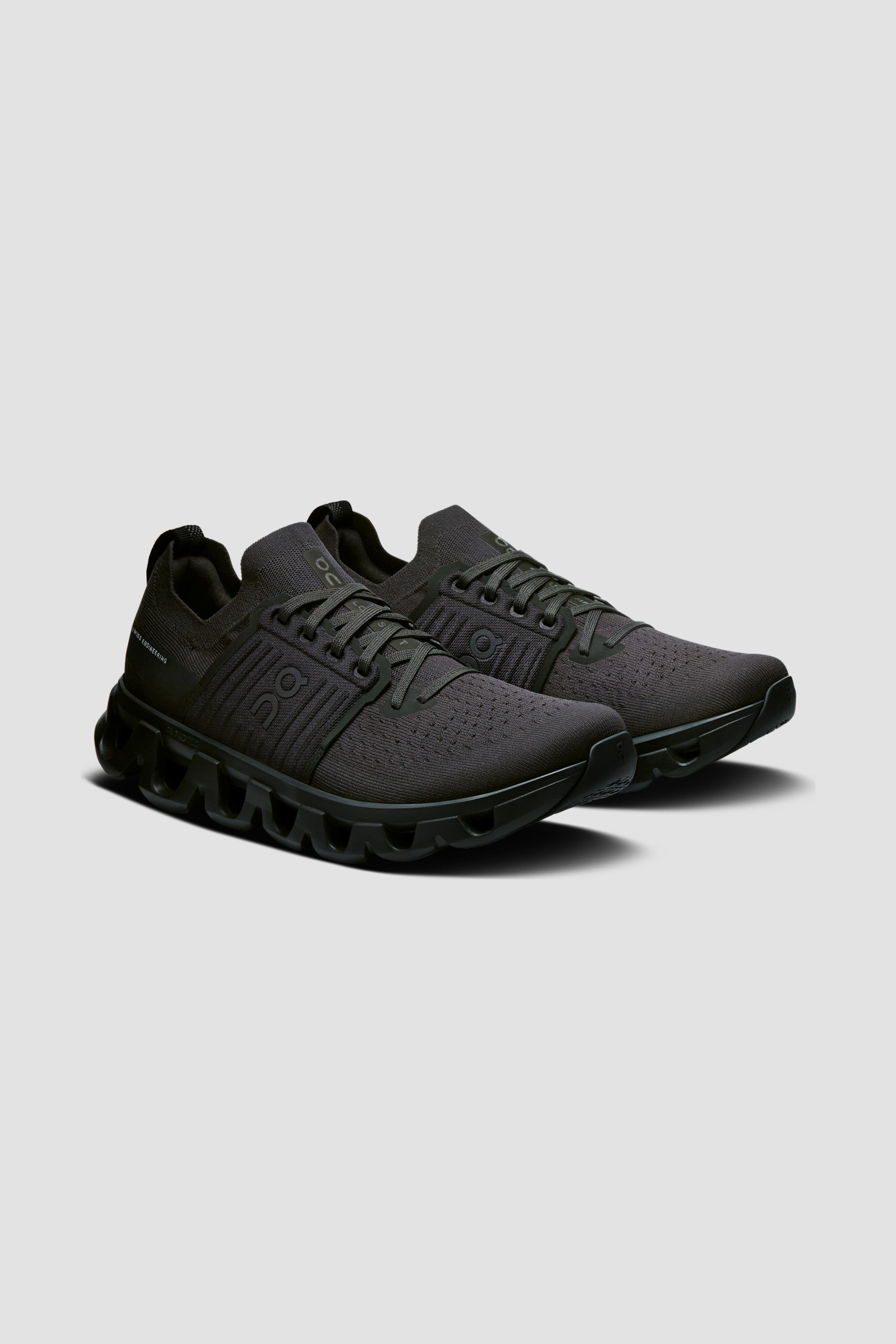 On Men's Cloudswift 4 Black/Eclipse