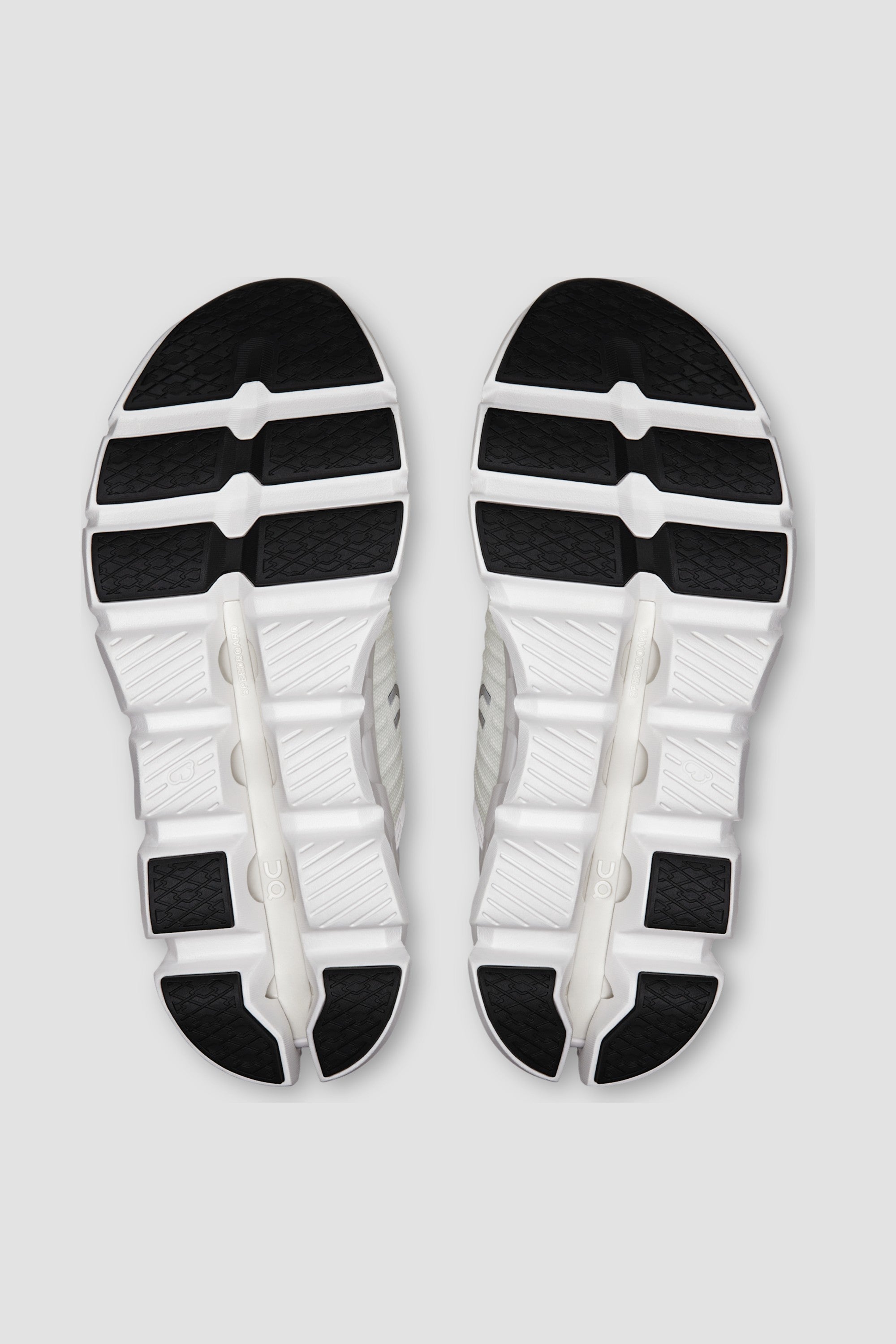 On Women's Cloudswift 4 White/White