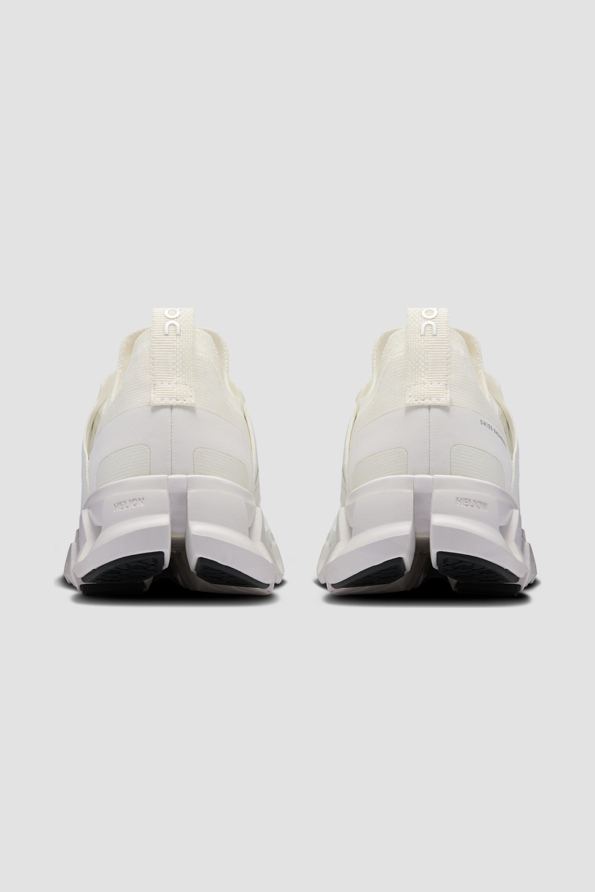 On Women's Cloudswift 4 White/White