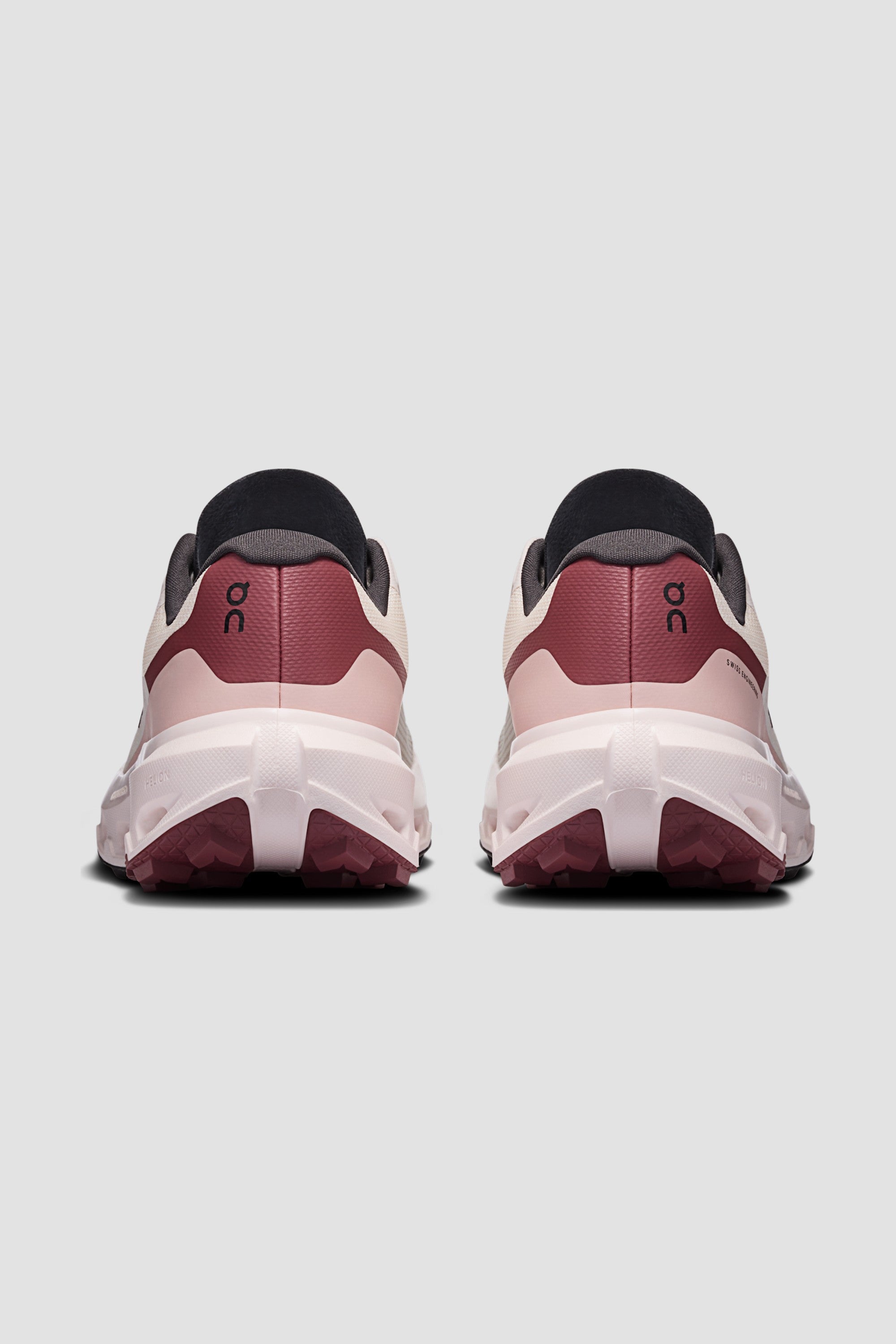 On Women's Cloudvista 3 Oyster/Barberry