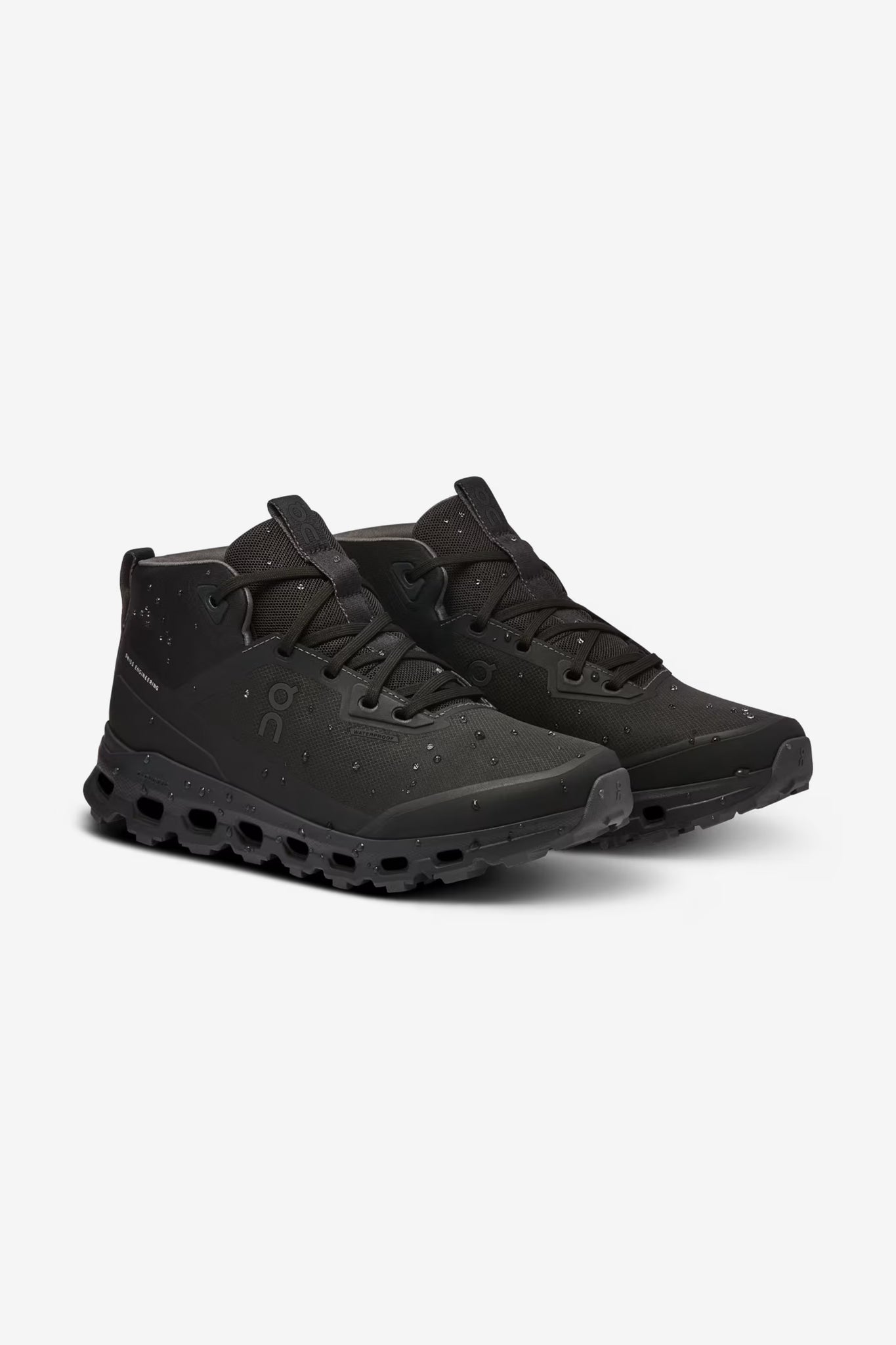 ON | Men's Cloudroam Waterproof in Black/Eclipse