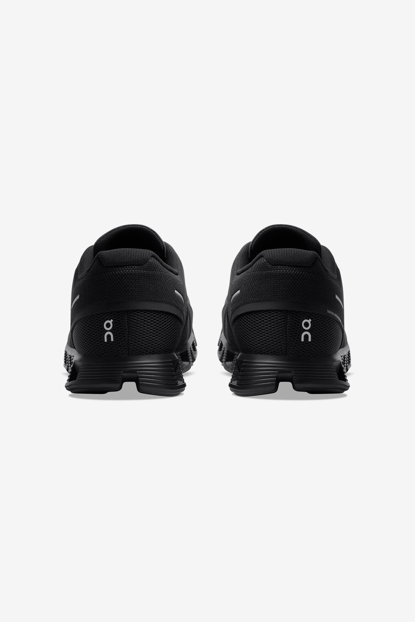 ON | Women's Cloud 5 in All Black