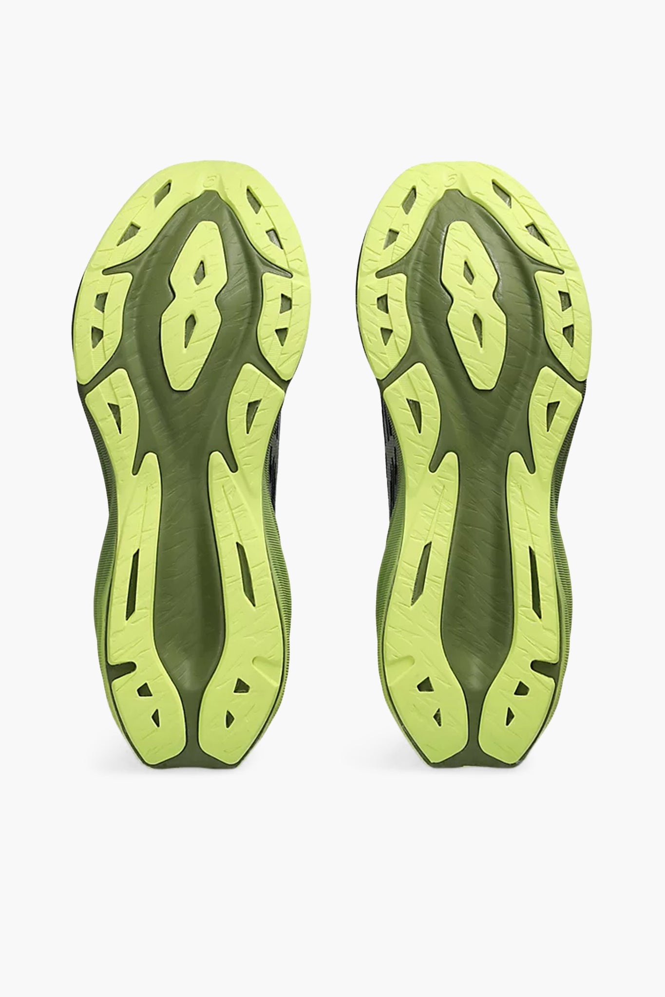 ASICS Men's Novablast 3 in Black/Dried Leaf Green