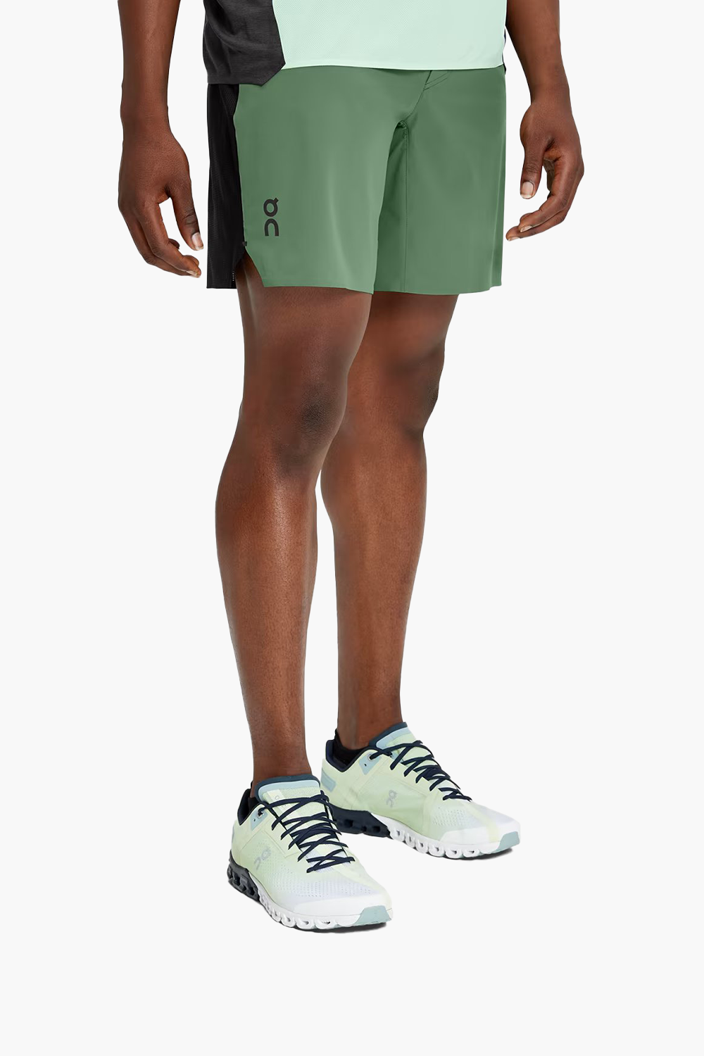 ON | Men's Lightweight Shorts in Ivy/Black