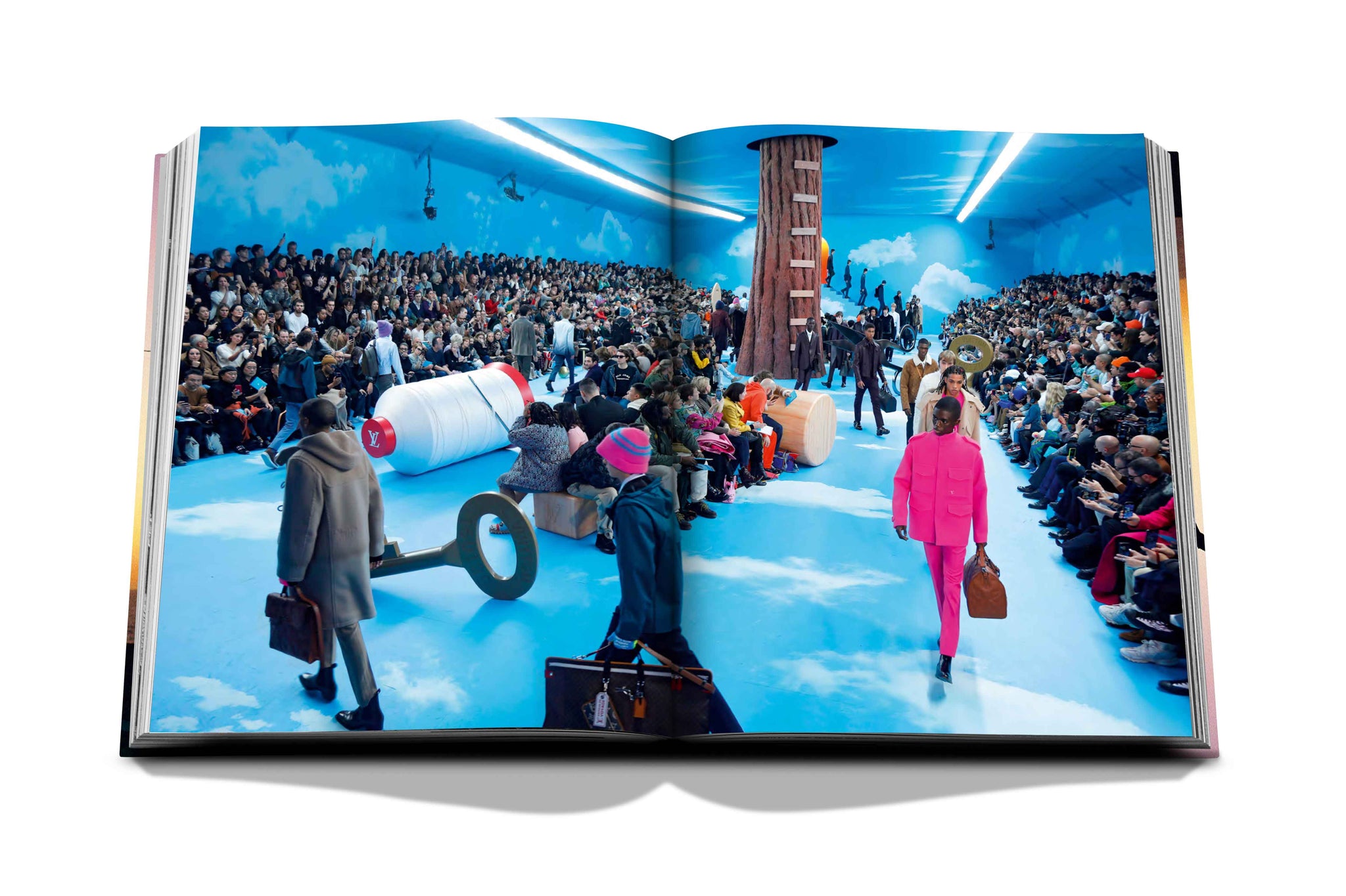 ASSOULINE Louis Vuitton: Virgil Abloh (Ultimate Edition) by Anders Christian Madsen